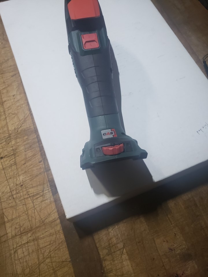 Genuine Metabo 18V MT 18 LTX Bl QSL Multi Tool (New open box) Bare tool