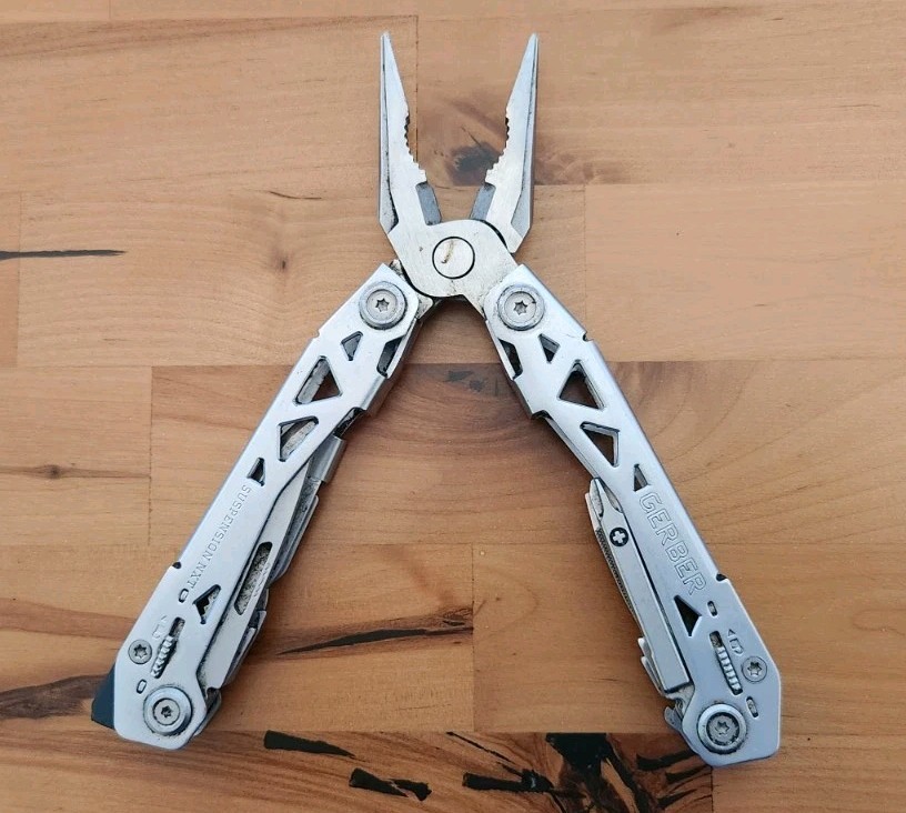 Gerber Suspension NXT Multi Tool Pliers Knife Scissors – Great (NOTE) – G57