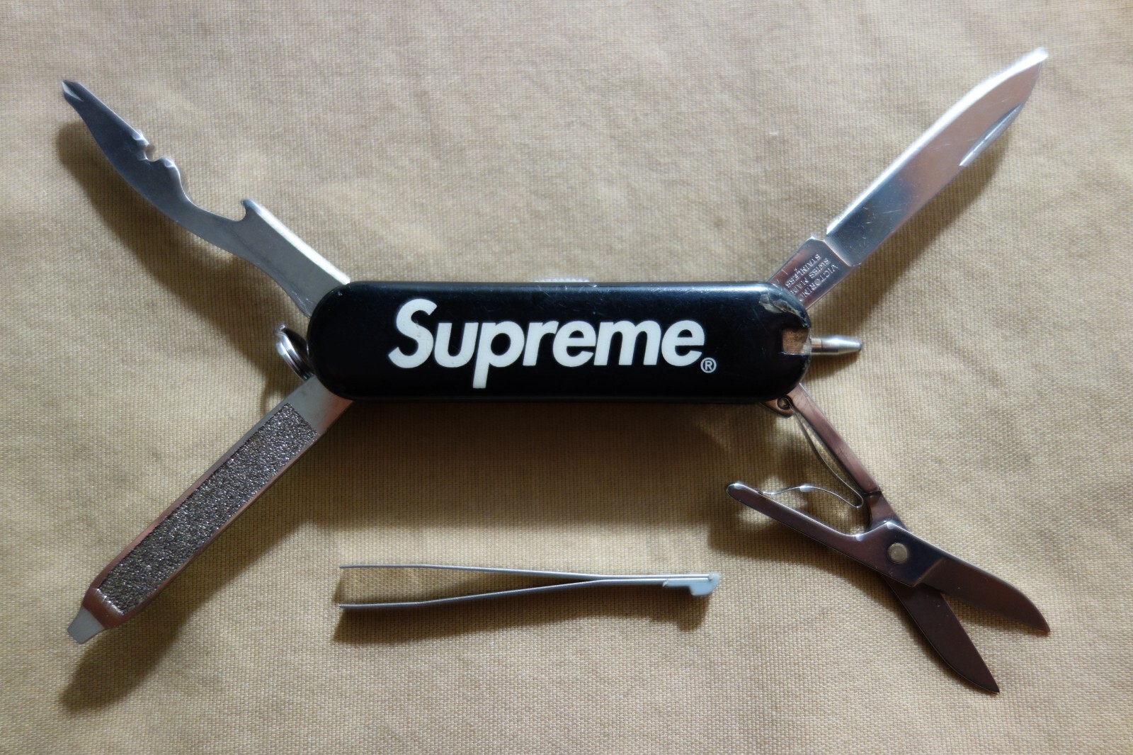 Supreme Fall/Winter 2014 Victorinox Swiss Army Manager (Black) O/S FW14A28