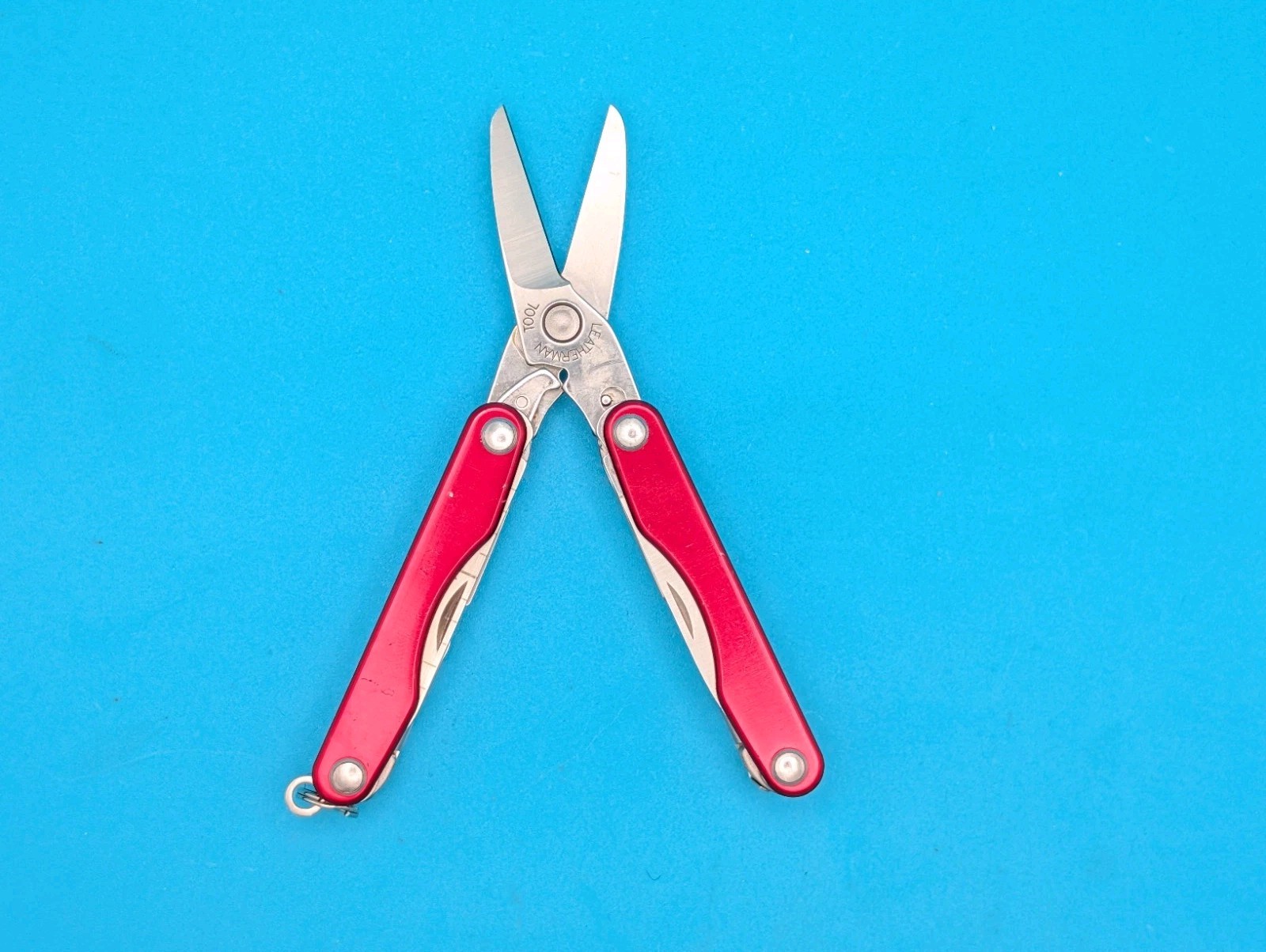 Leatherman Squirt S4 Multi-Tool, Key Ring, Retired, RED!