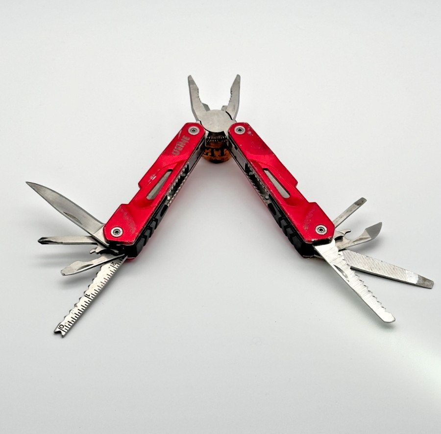 UENE Red Multi-Tool Pliers Pocket Tool Knife Saw File Screwdrivers Camping EDC