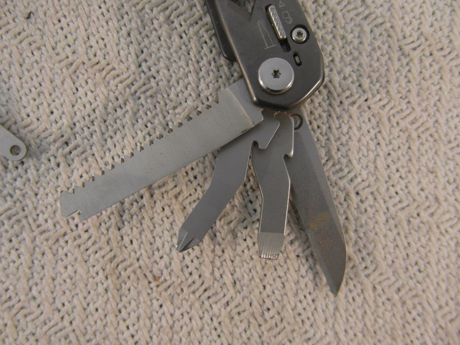 Gerber Suspension Style Silver Gray Military Multi-Tool 33789