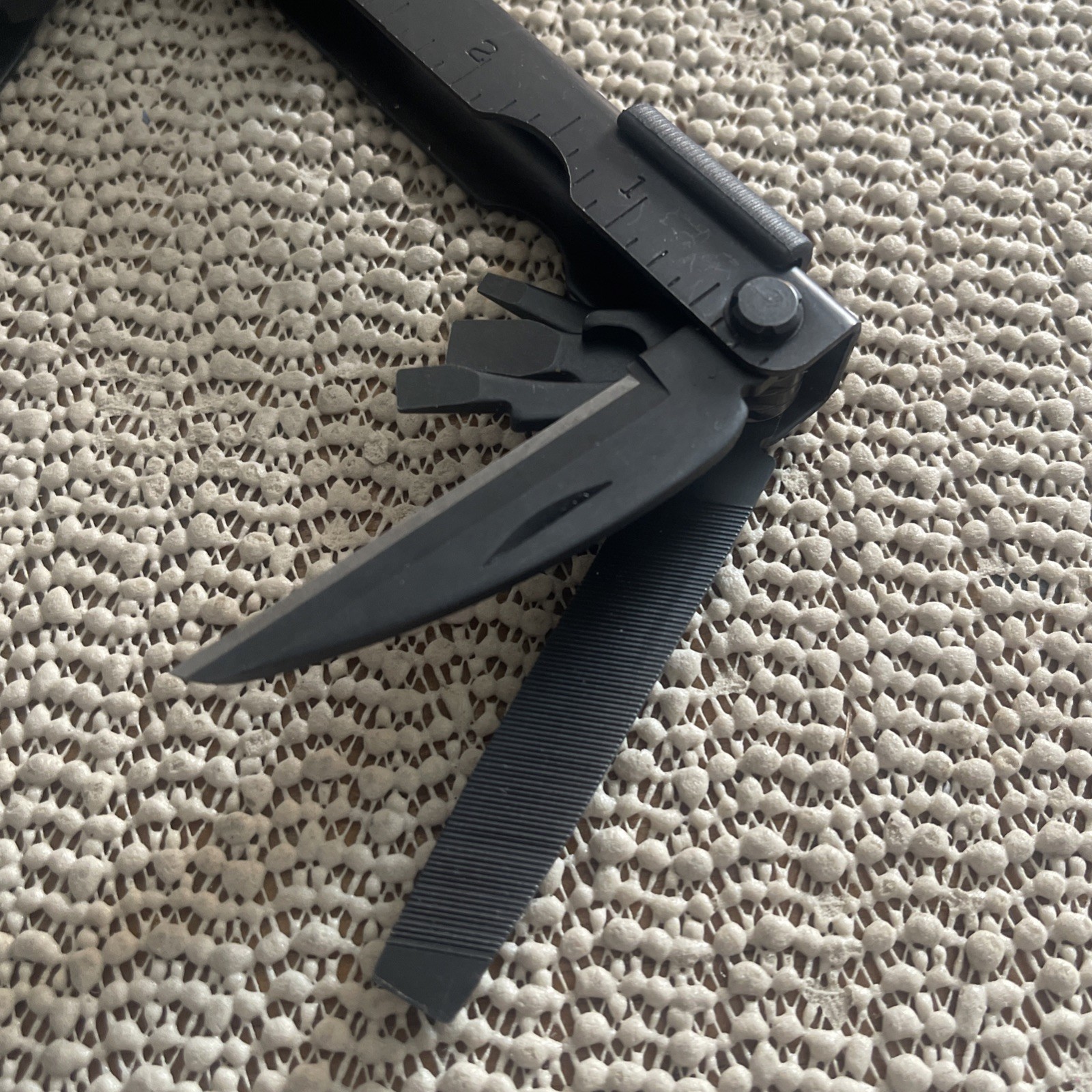 Gerber MP600 Black Oxide Multi-Tool Needle Nose Pliers