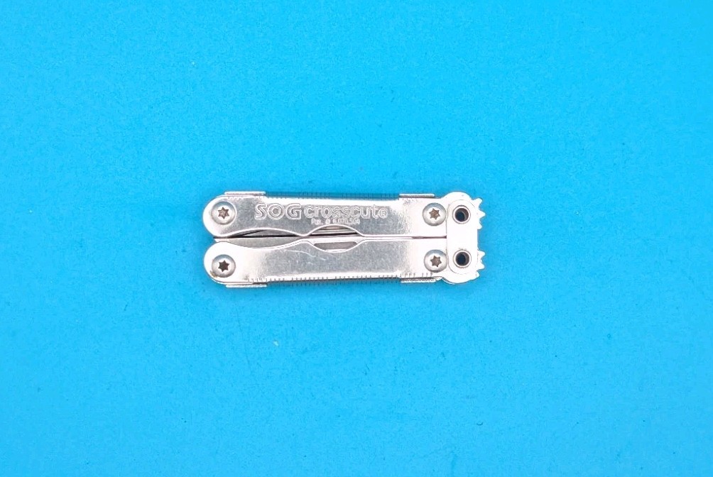 SOG Crosscut Multitool Knife!