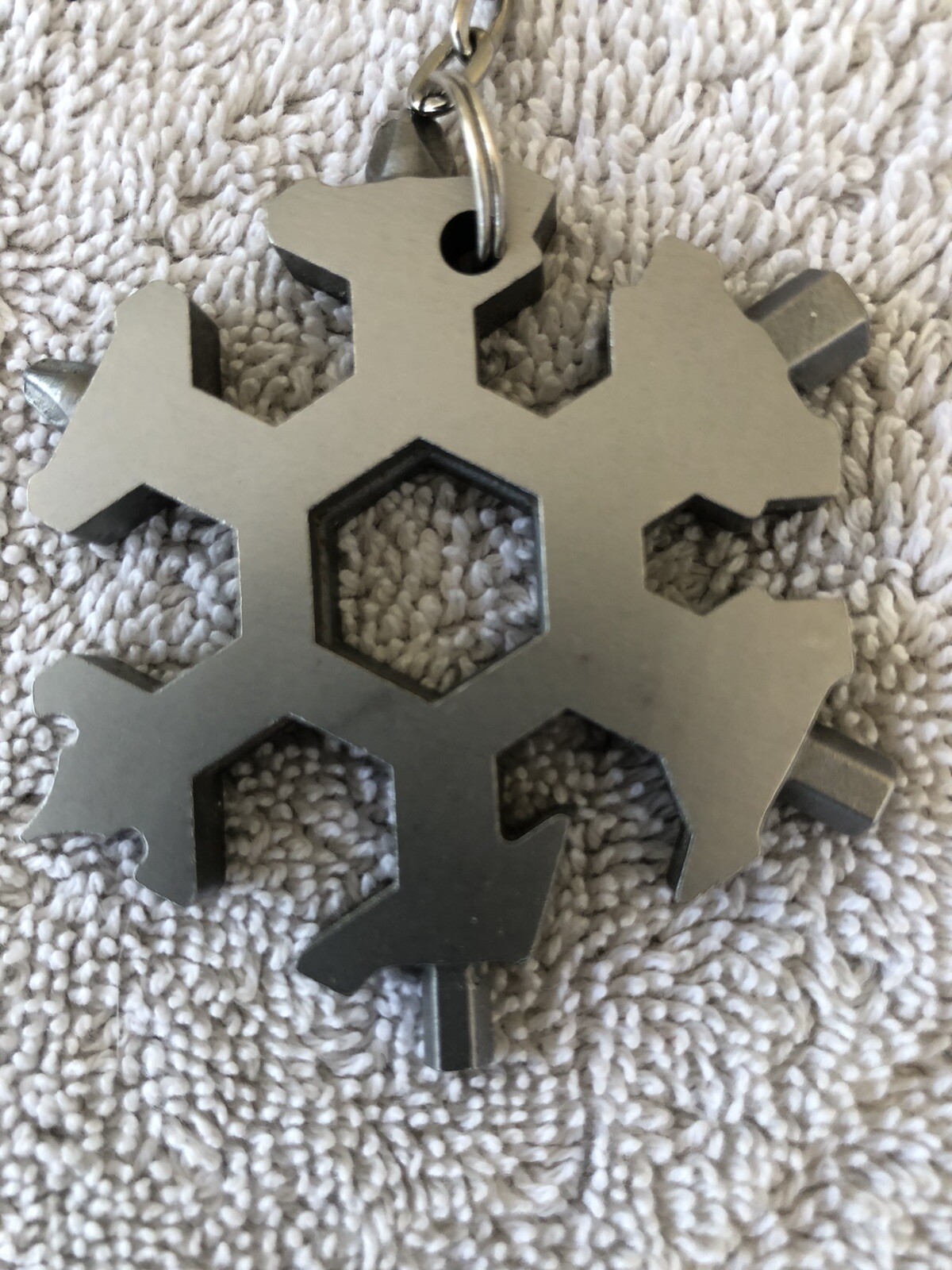 Unique Portable 6 Sided Stainless Steel Snowflake Shape Key Chain Multi Tool