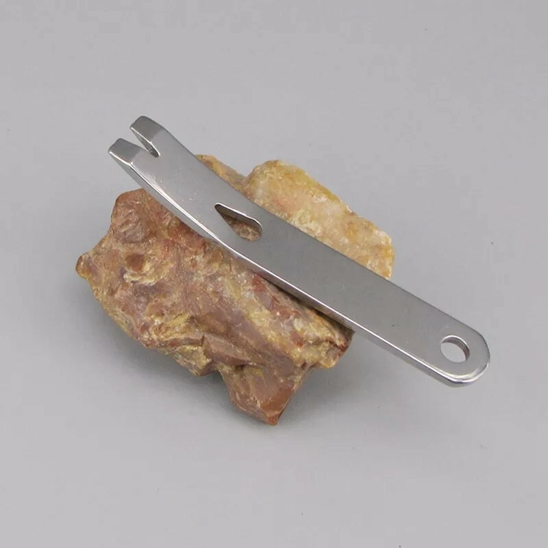 Survival SS Multi Tool EDC Crowbar Pocket Pry Bar Travel Hunt Fish Use Keychain