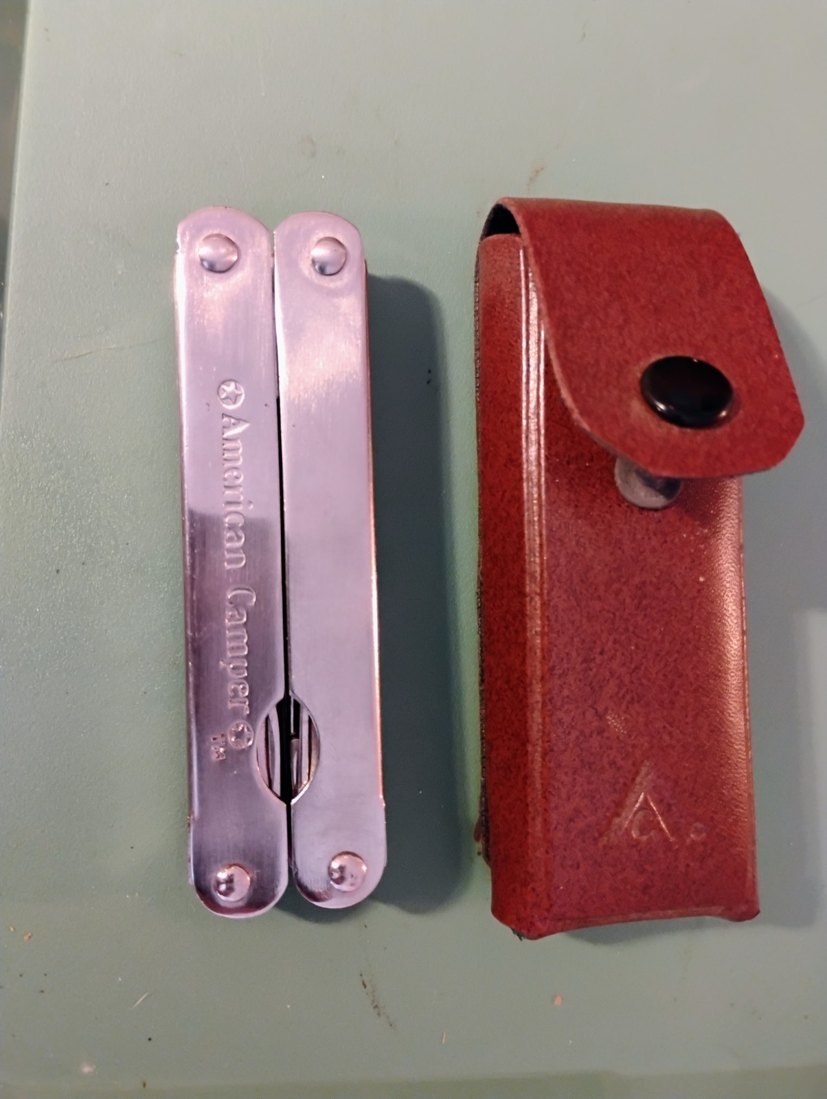 American Camper Multi Tool Pre-Loved Rarely Used