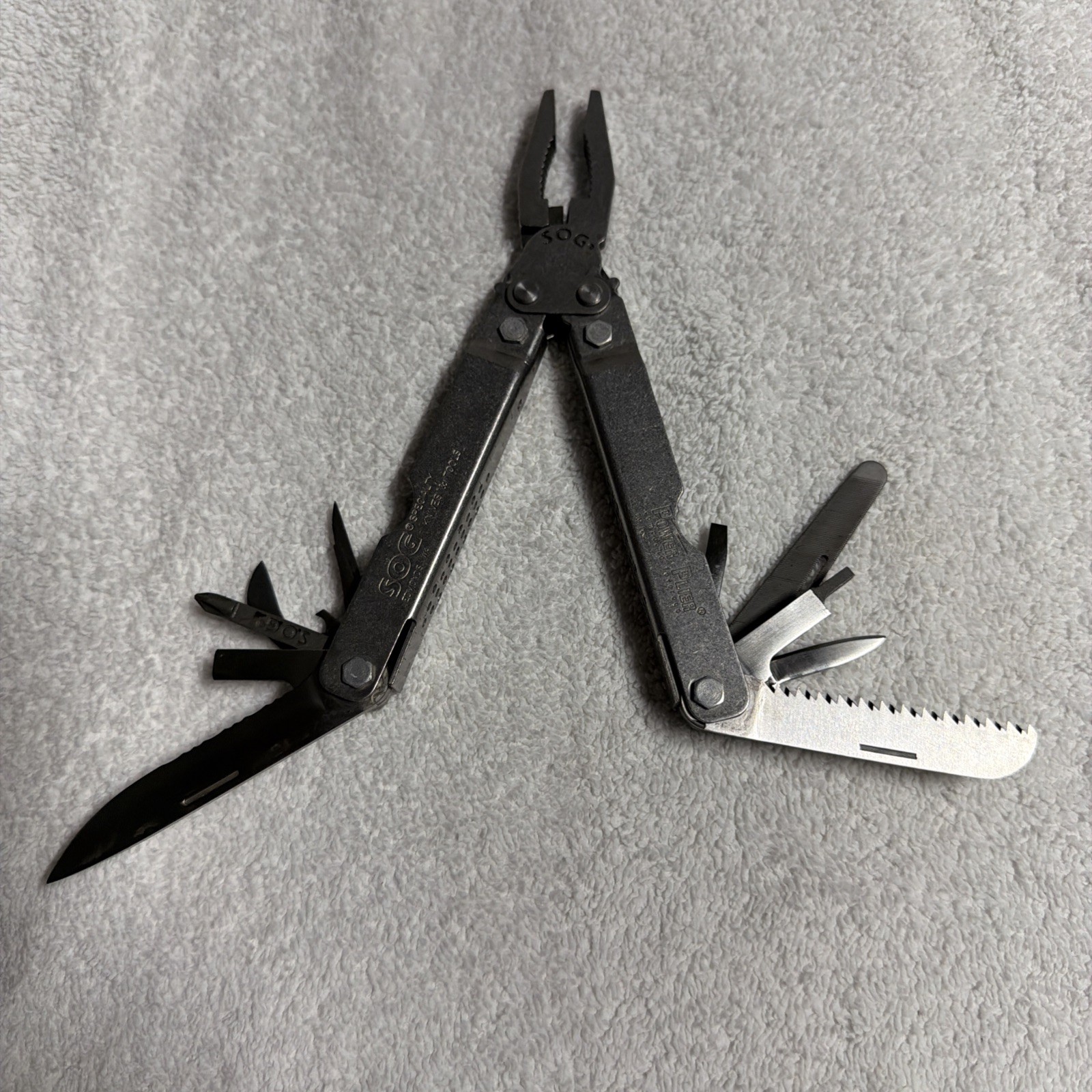 Sog Power Lock Pliers Multi Tool 13 Tools With Case Knife Saw