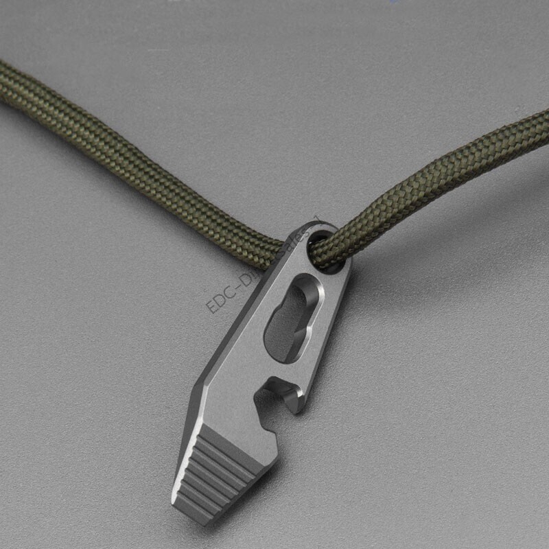 Hot EDC Mini Titanium Alloy Keychain Multi Tools Pry Bar Crowbar Opener Cutter