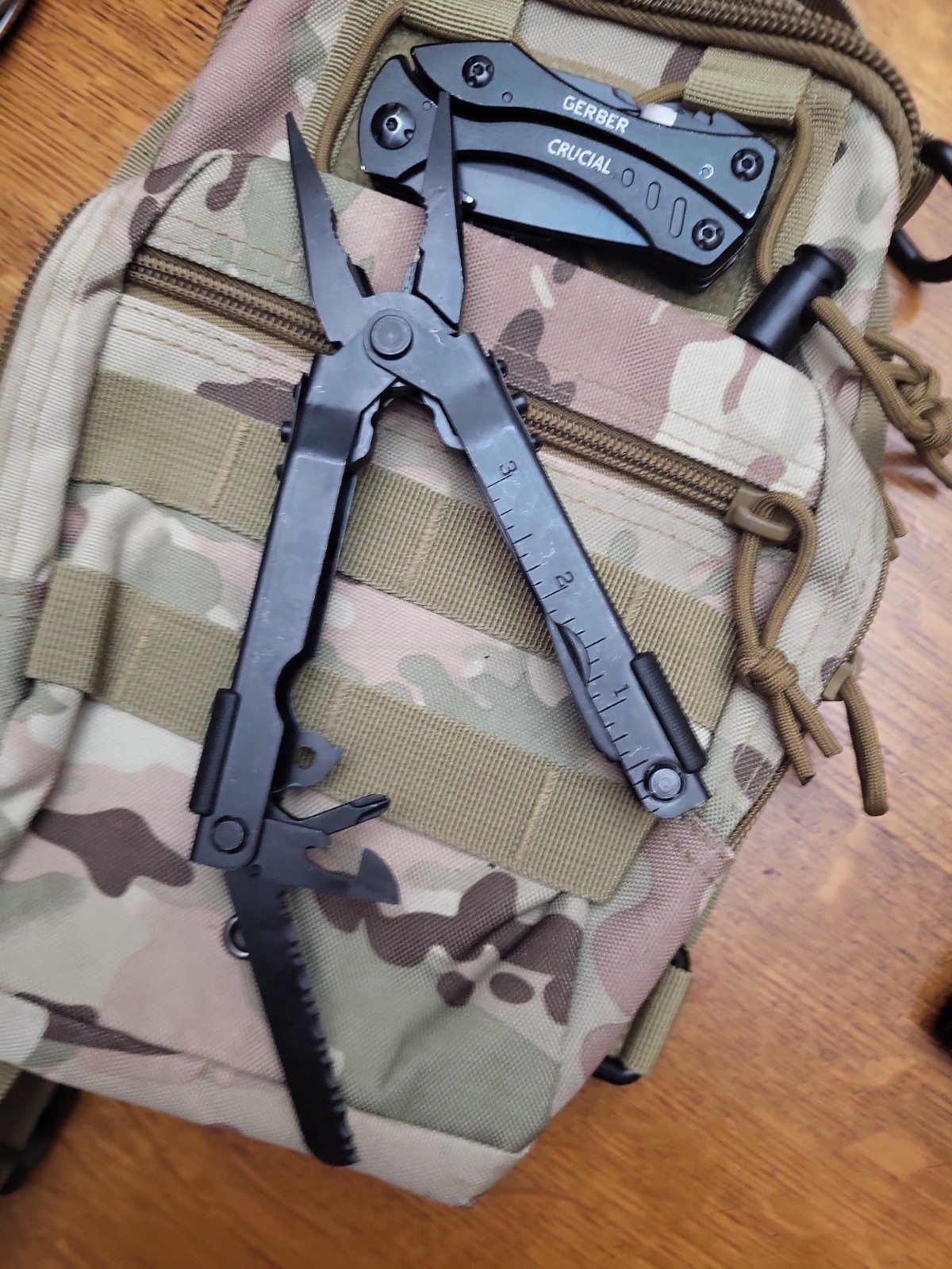 Gerber Multi-Tool Lot Crucial Multiplier & Dime Knife Lot