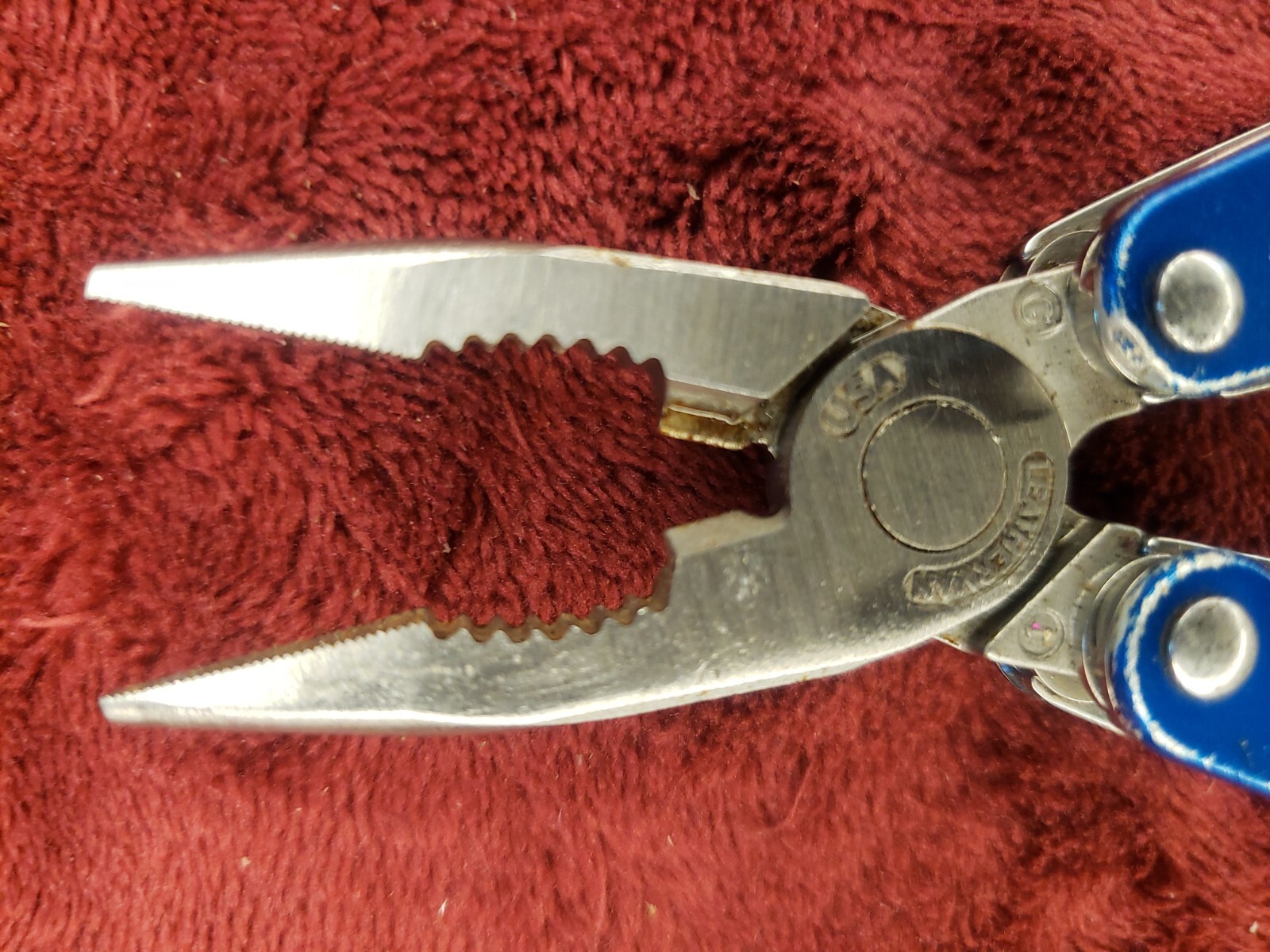 Leatherman Juice CS4 Multi-Tool Stainless Pliers Multi Tool Read