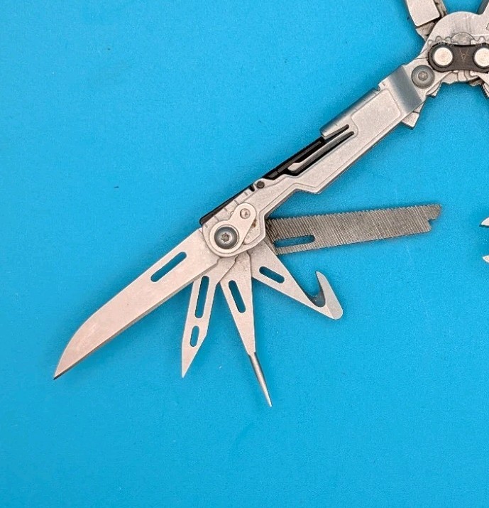 SOG PowerPint Tool Compact Lightweight Silver Multi-Tool!