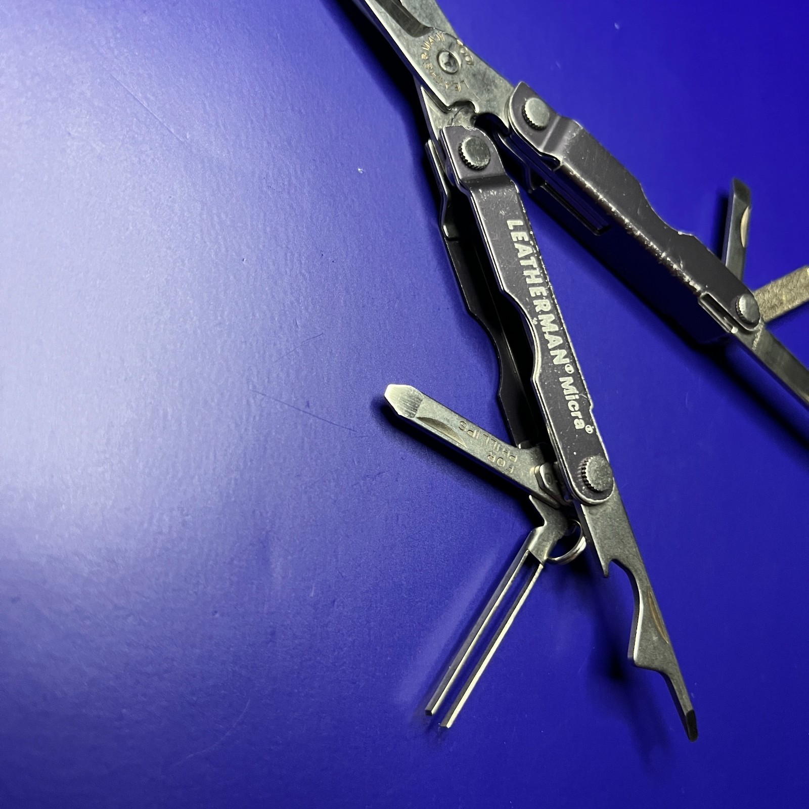 Leatherman Micra Multi-Tool Knife, Scissors- Gray