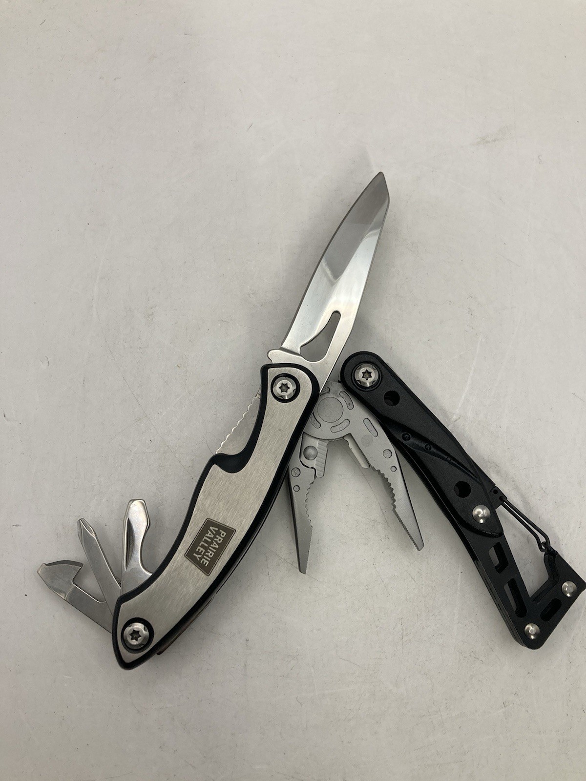 Multi Tool Knife In Nylon Case With Belt Loop. Prairie Valley