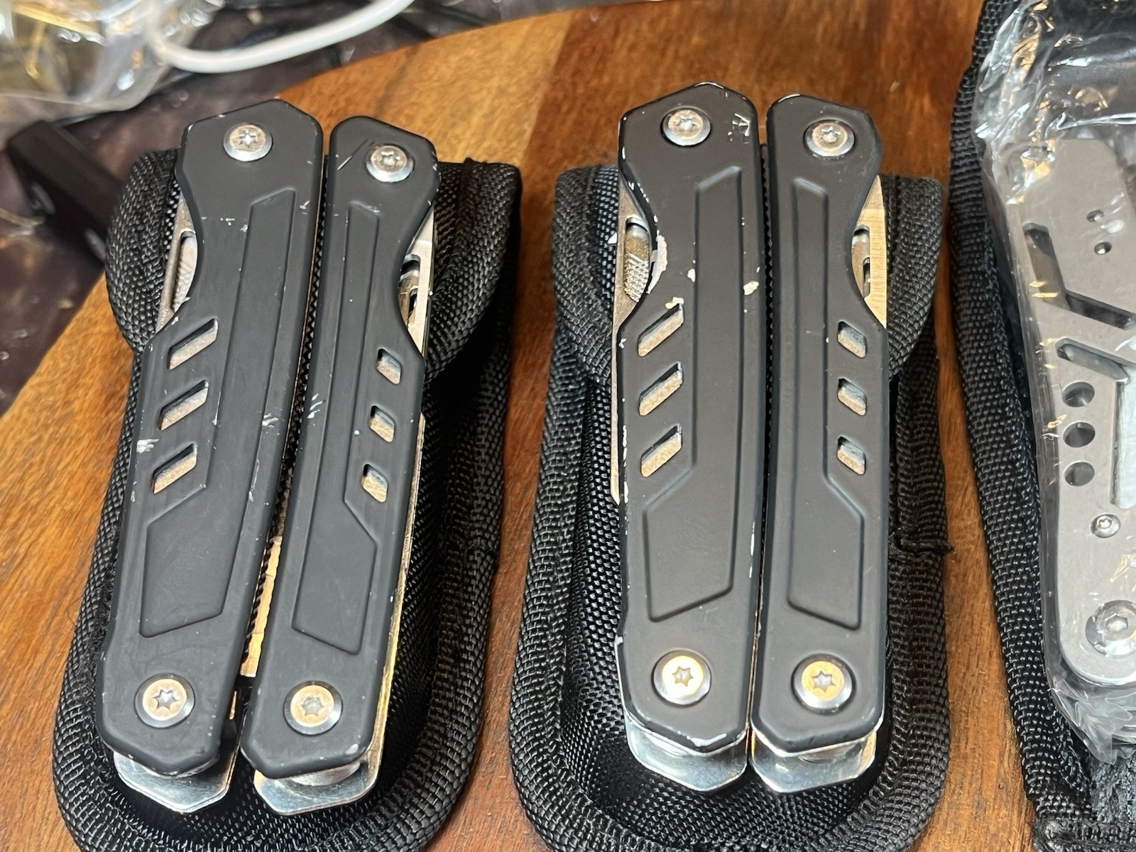 TSA CONFISCATED Hand Selected Inspected PREMIUM MULTITOOL + Sheath (Lot of 10)