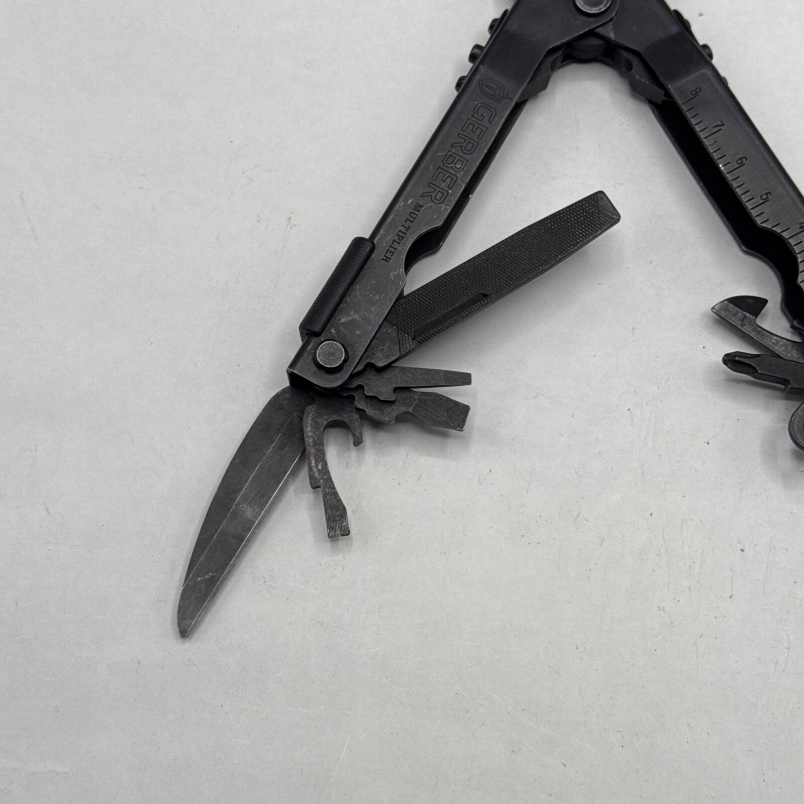 Gerber MP 600, Carbide Cutters, Needlenose – Black