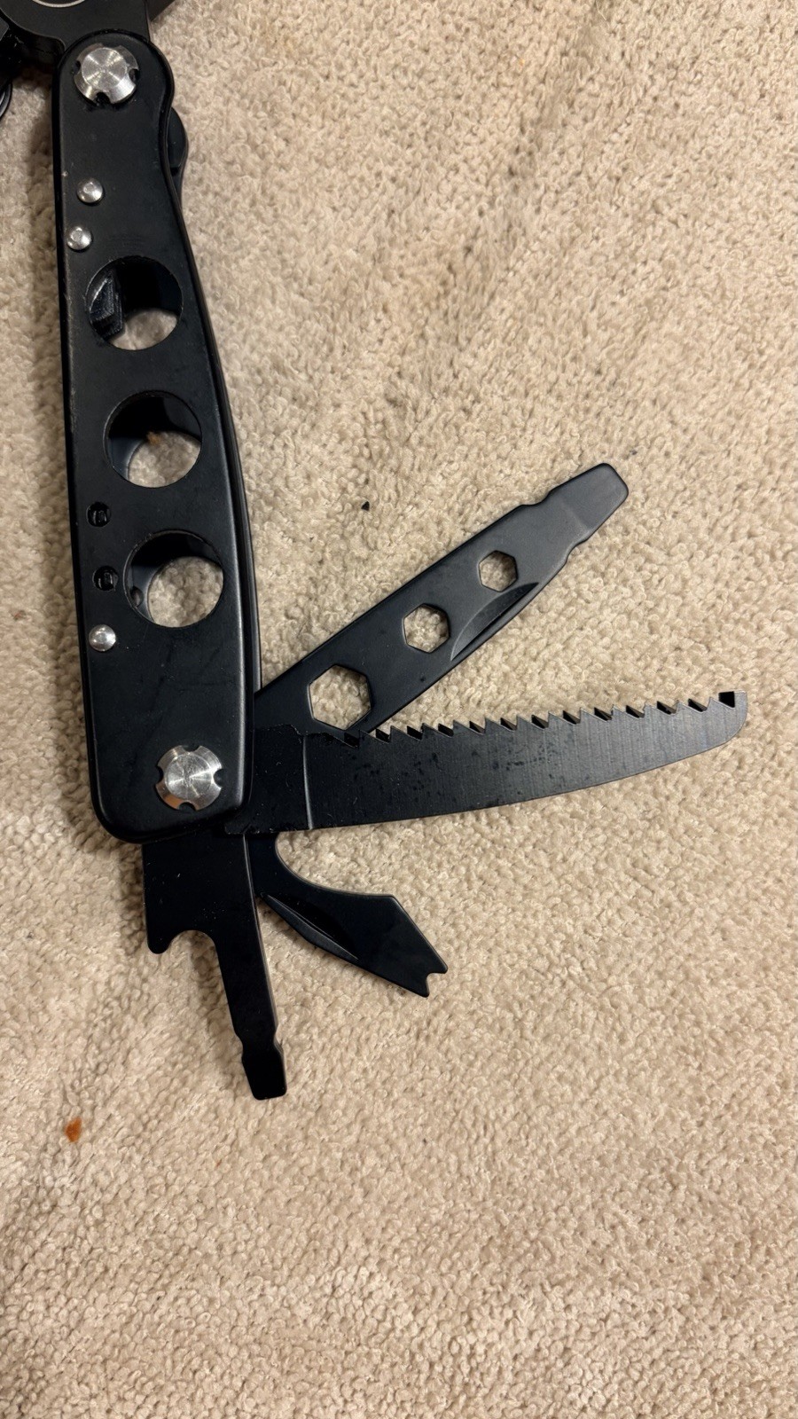 Smith & Wesson Black Multi Tool Pliers Knife Saw Screwdriver Survival EDC