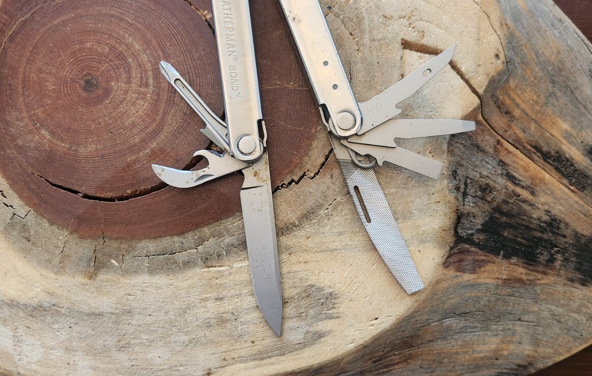Leatherman Bond, Stainless EDC Multi-Tool Pliers Knife File – Great Cond. M51