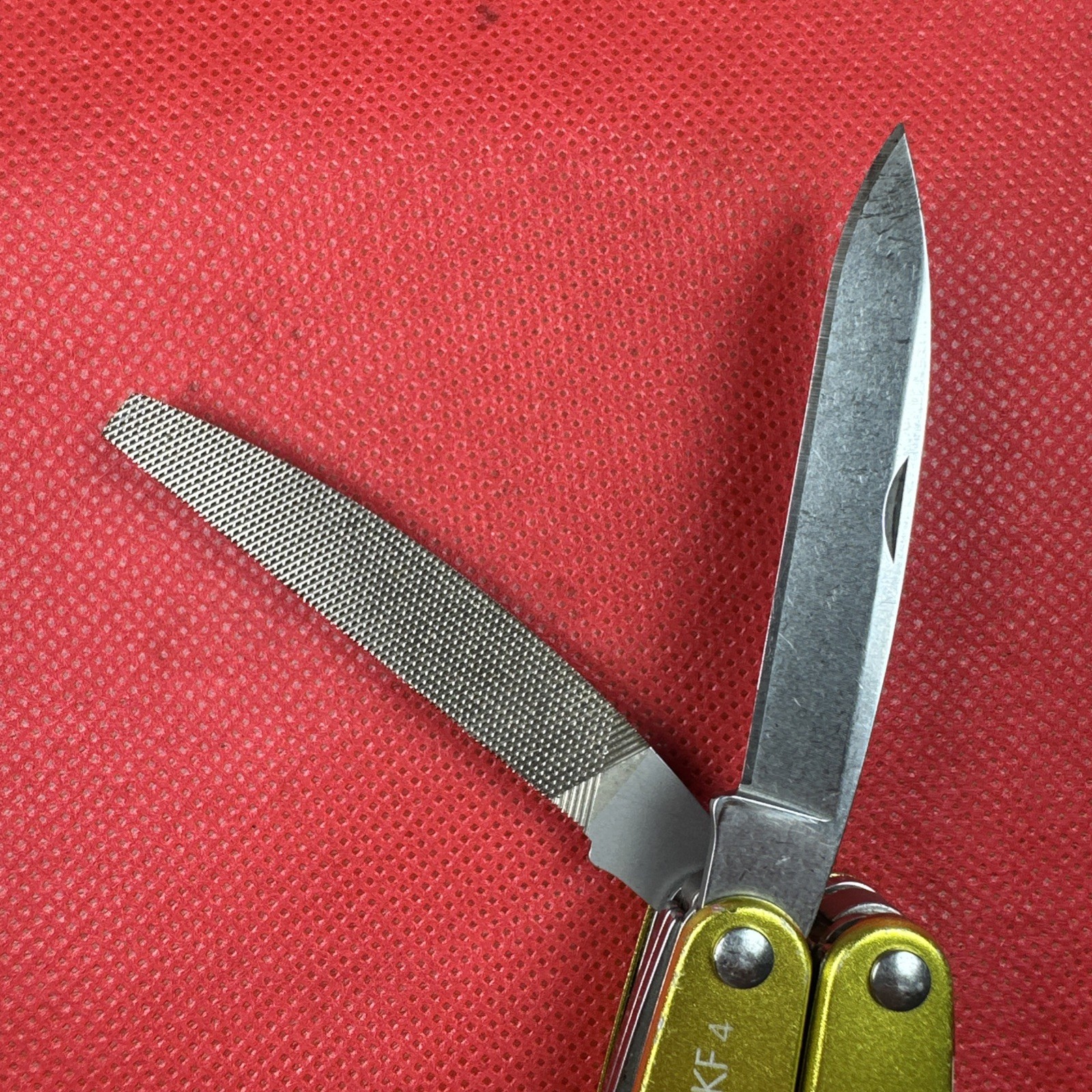 Rare & Discontinued Solar Yellow Leatherman Juice KF4, Fish, Home, Great EDC