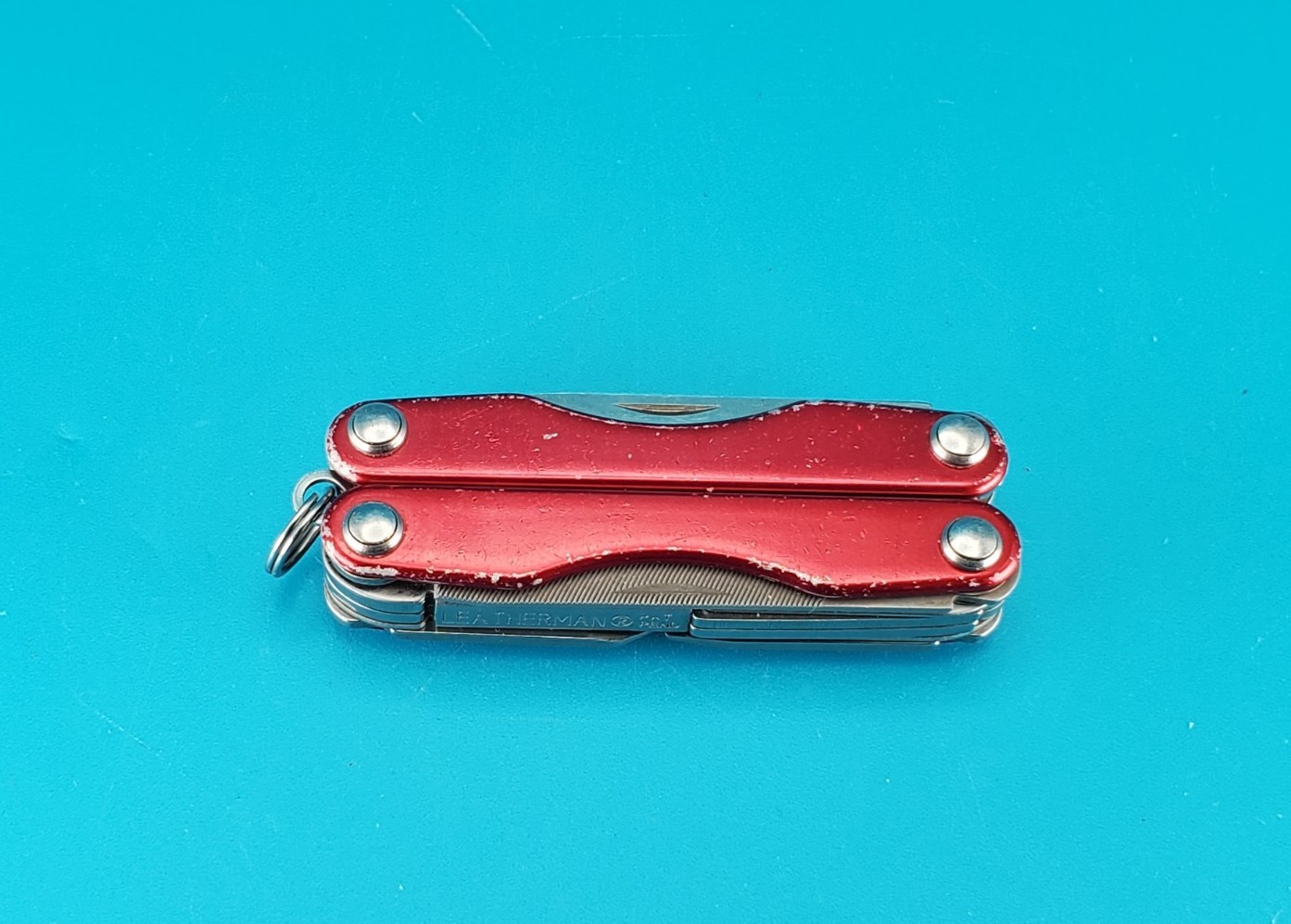 Leatherman Squirt P4 Multi-Tool, Key Ring, Retired, RED!