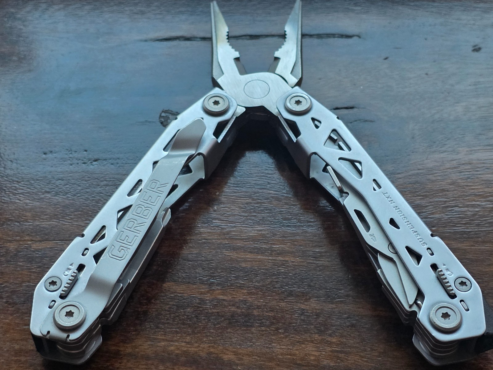 🛠️ Gerber Suspension-NXT 15-Tool Multi-Tool EDC Knife Pliers w/ Pocket Clip