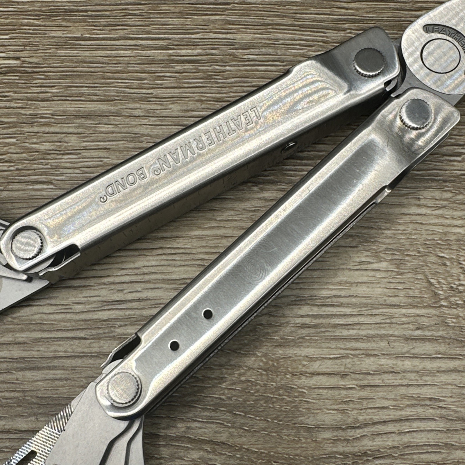 LEATHERMAN Bond Multitool, Stainless Steel Everyday Tool!