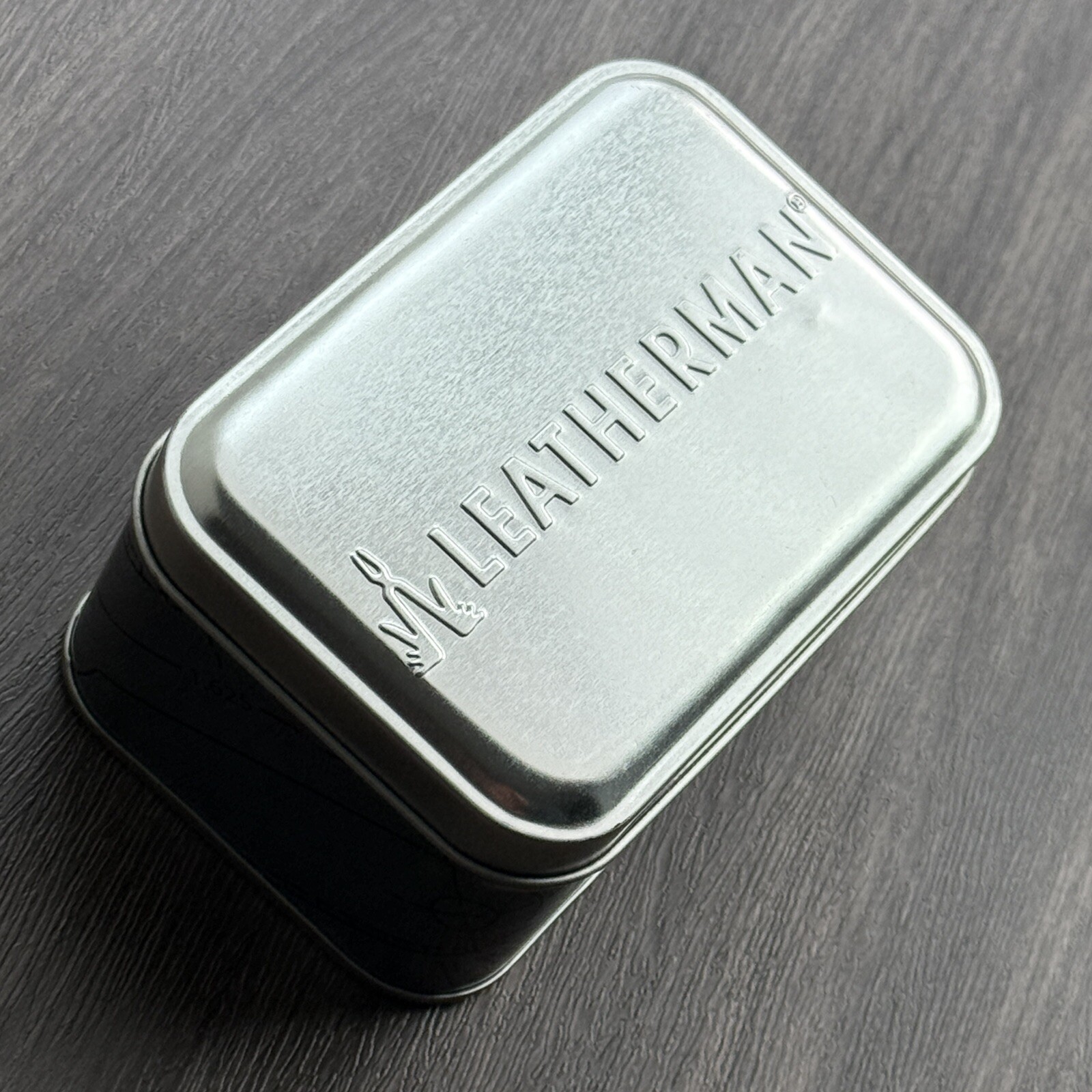 Leatherman MICRA RED Multitool in Vintage Gift Tin. Branded 3M