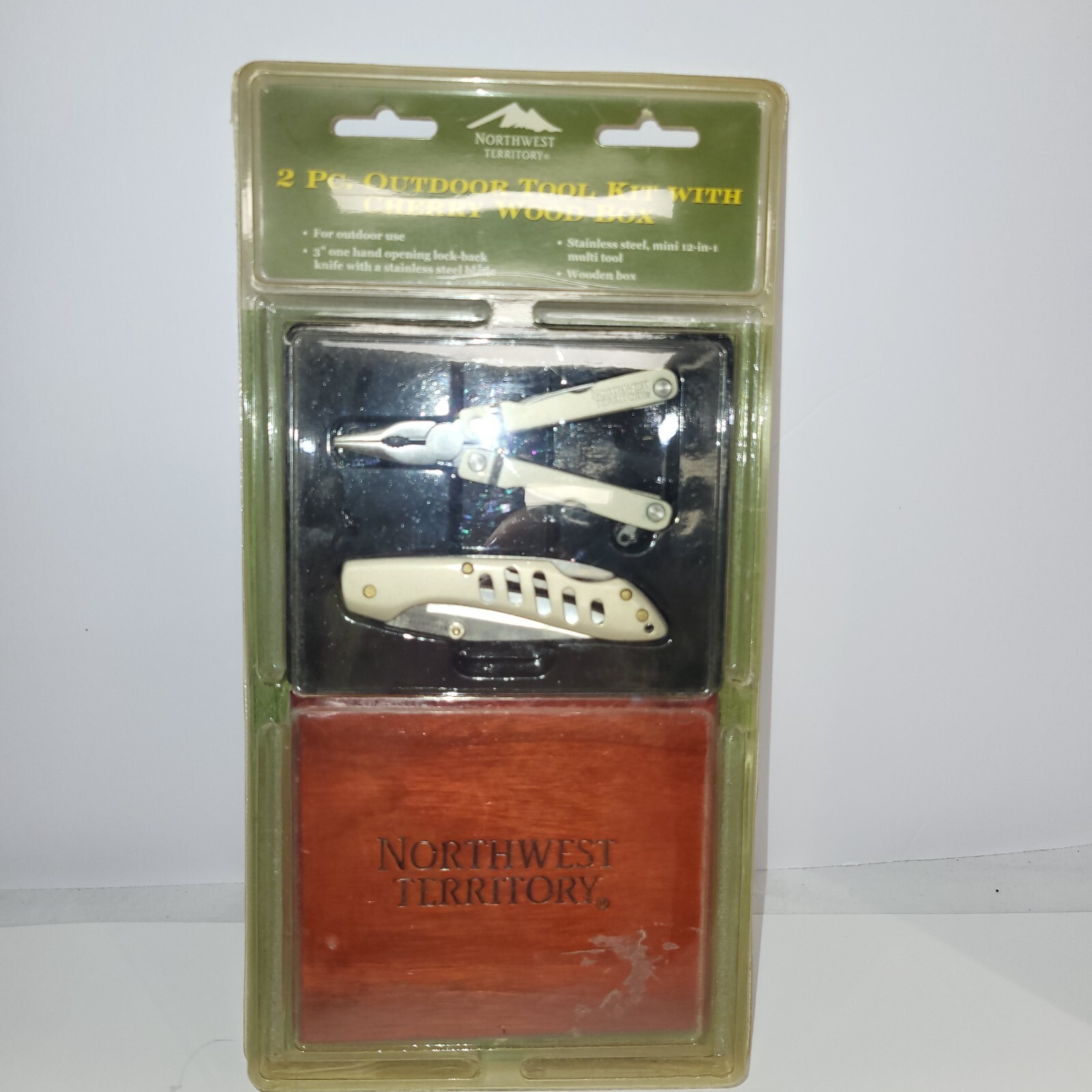 New Multi tool and Knife With Cherry Wood Box Northwest Territory Pliers Scissor