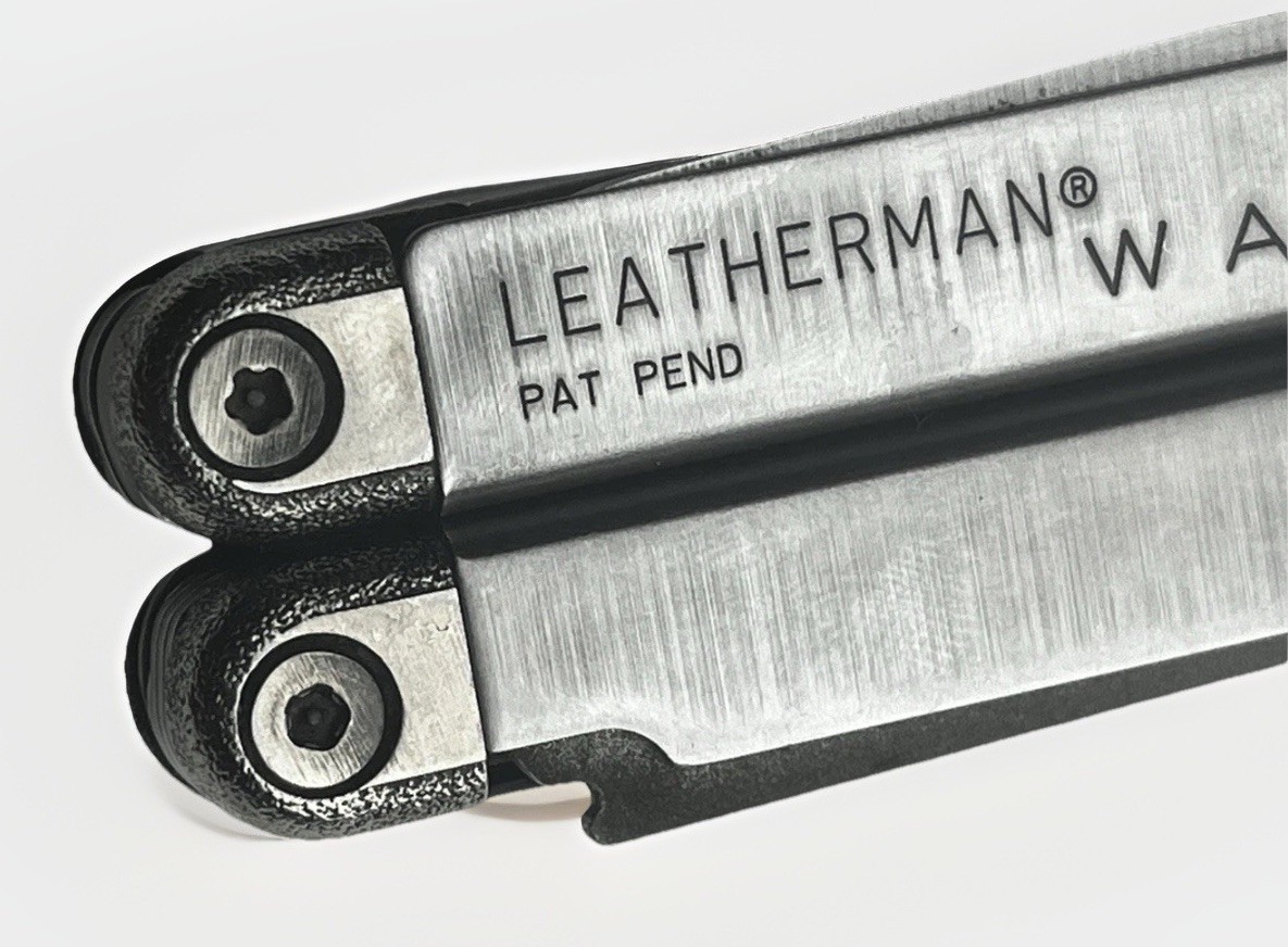 Leatherman Wave Original 20th Anniversary Limited Edition Silver Locking Blade