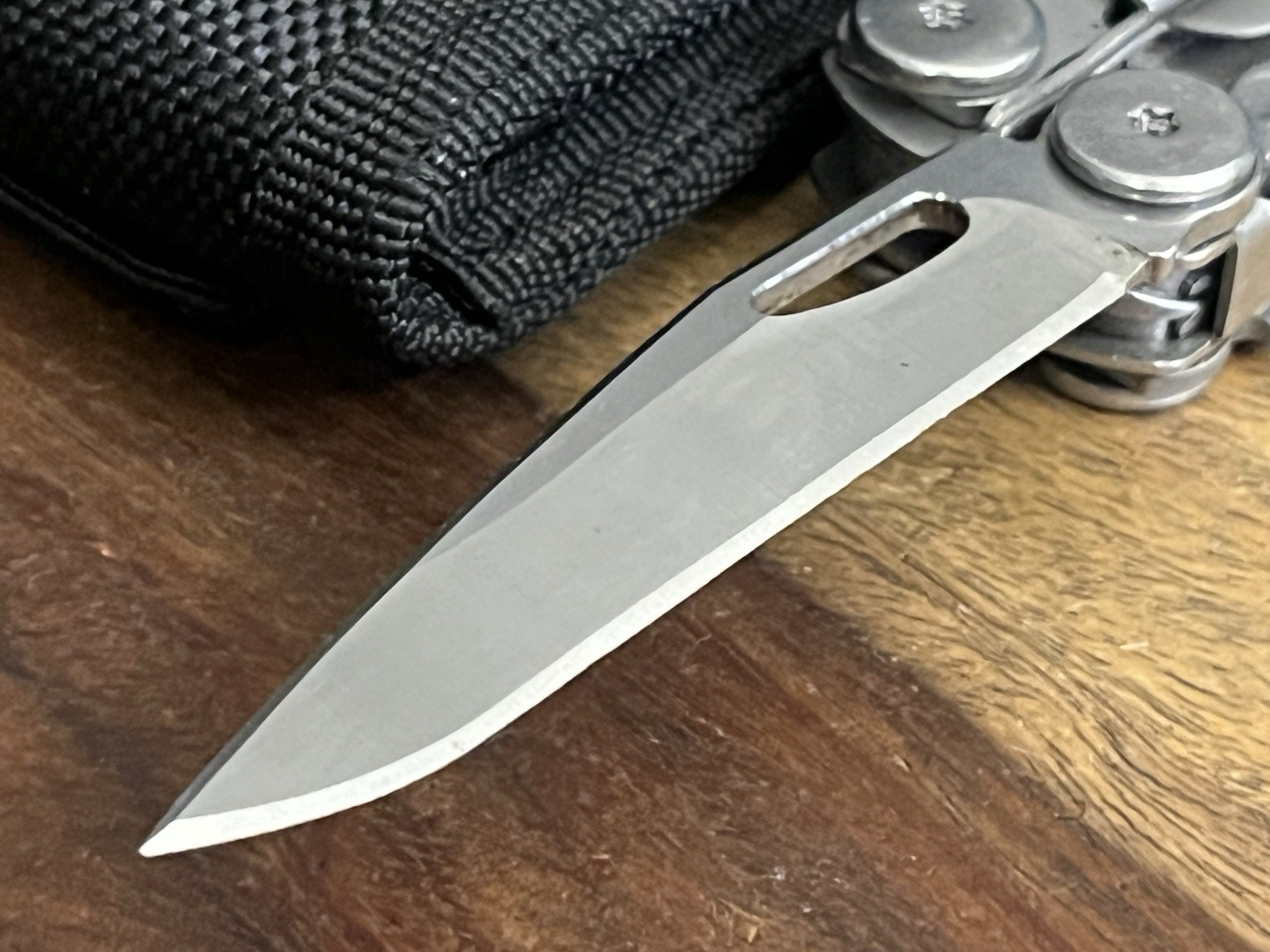 Leatherman Wave Multi-Tool Knife Great Condition!! w/New Molle Sheath ~TASKCo