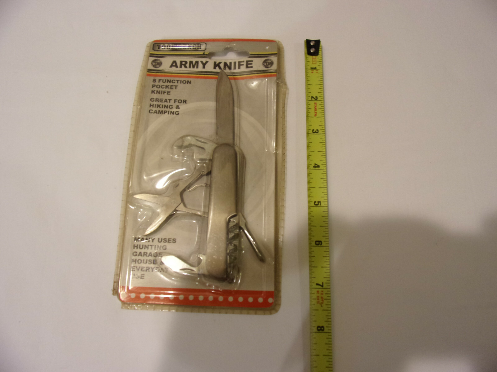 Genuine Tool Bench 8 Function Many Use Pocket / Army Knife 