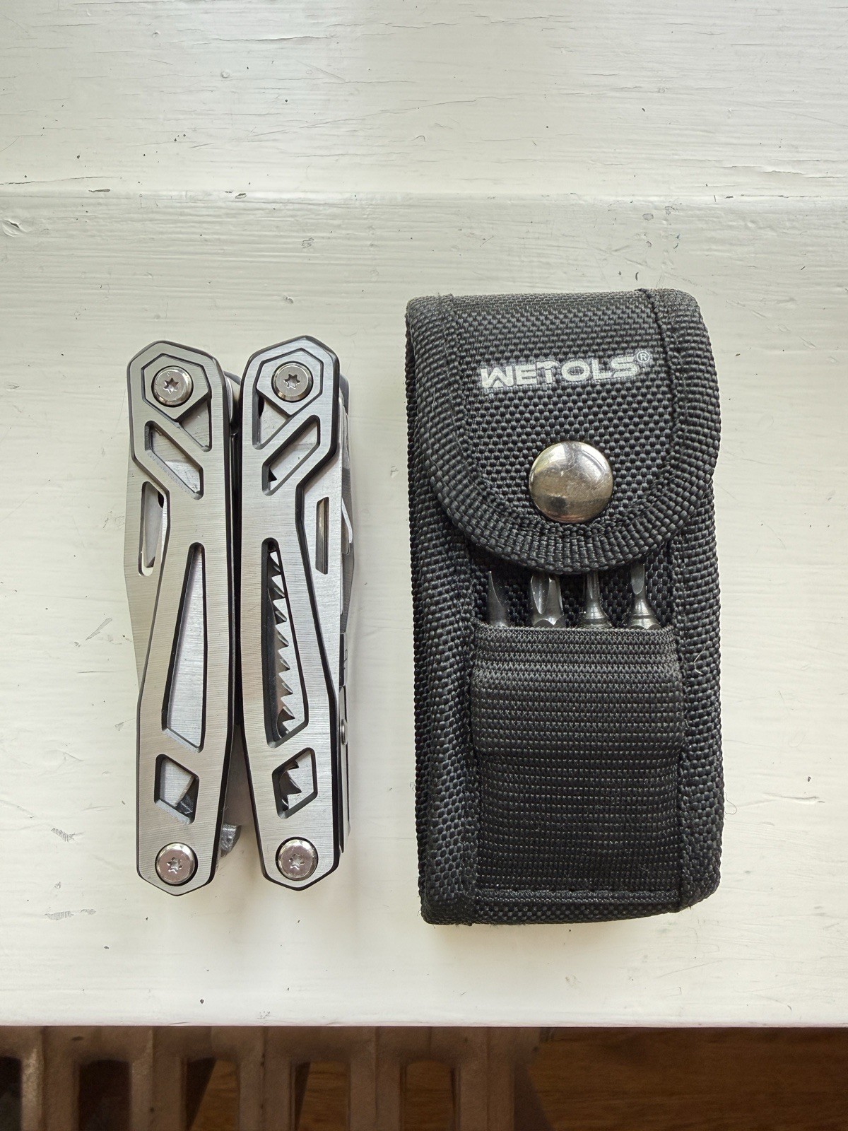 Wetols 21-in-1 Multi-Tool Pocket Knife with Pliers & Bit Set