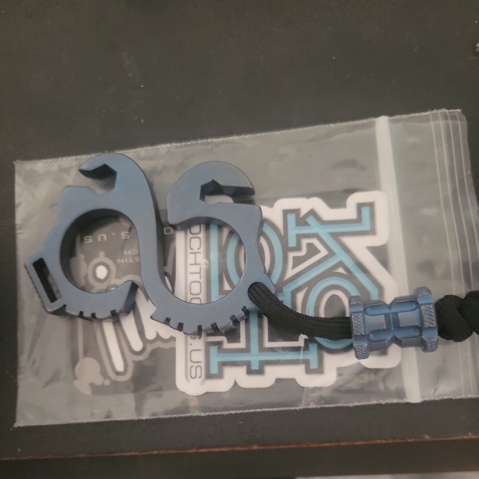 Koch Tools Solo EDC Pocket Tool and ti bead – Titanium Blue Fade