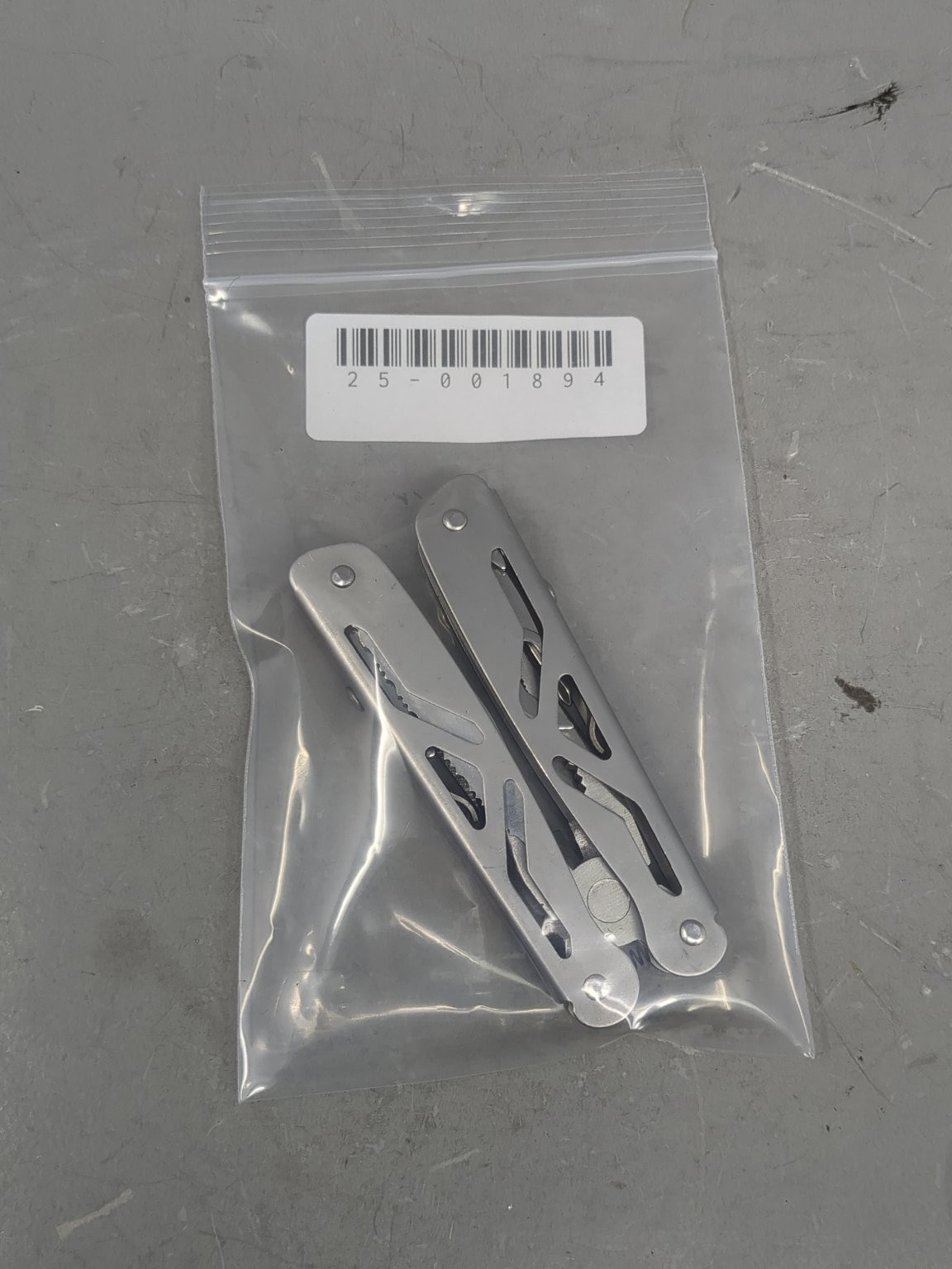Multi-Tool Stainless Steel Camping Knife Pliers Serrated Blade