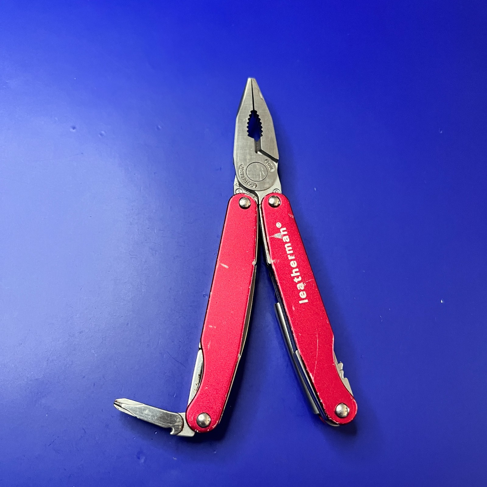 Leatherman Juice C2 Red Multi-Tool