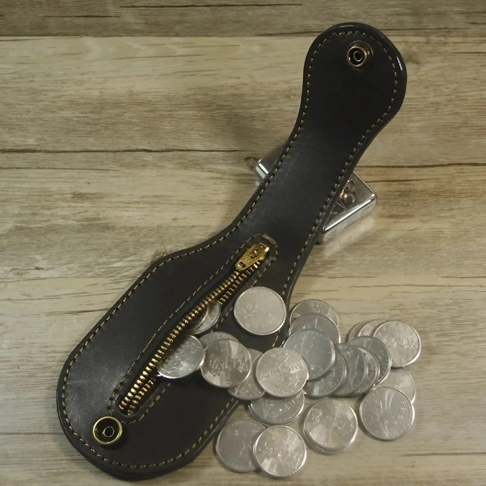 Handmade Leather Coin Purse – Outdoor EDC Self-Defense Tool & Belt Wallet