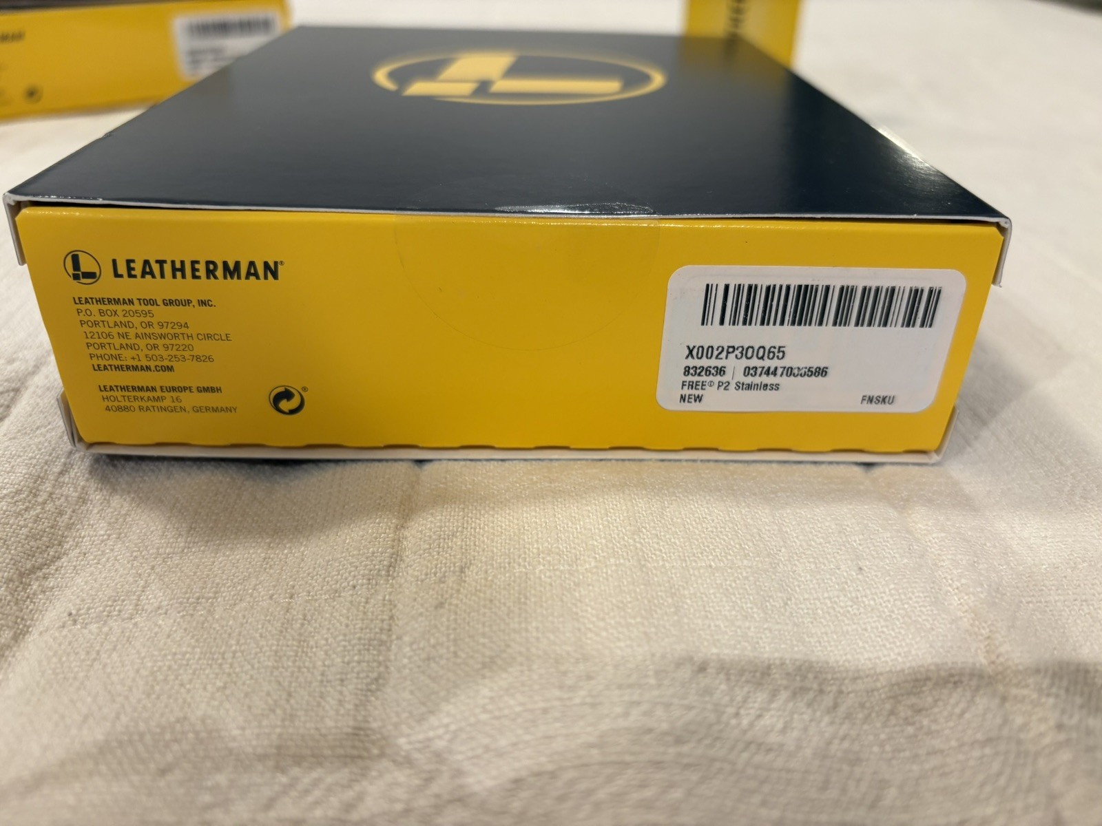Leatherman Free P2 multitool Brand new in box with Grey Sheath