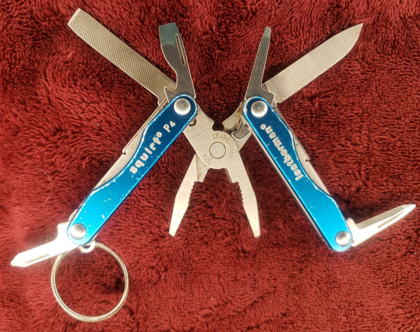 🔪🔪 Leatherman Squirt P4 Multi-Tool Blue Keychain