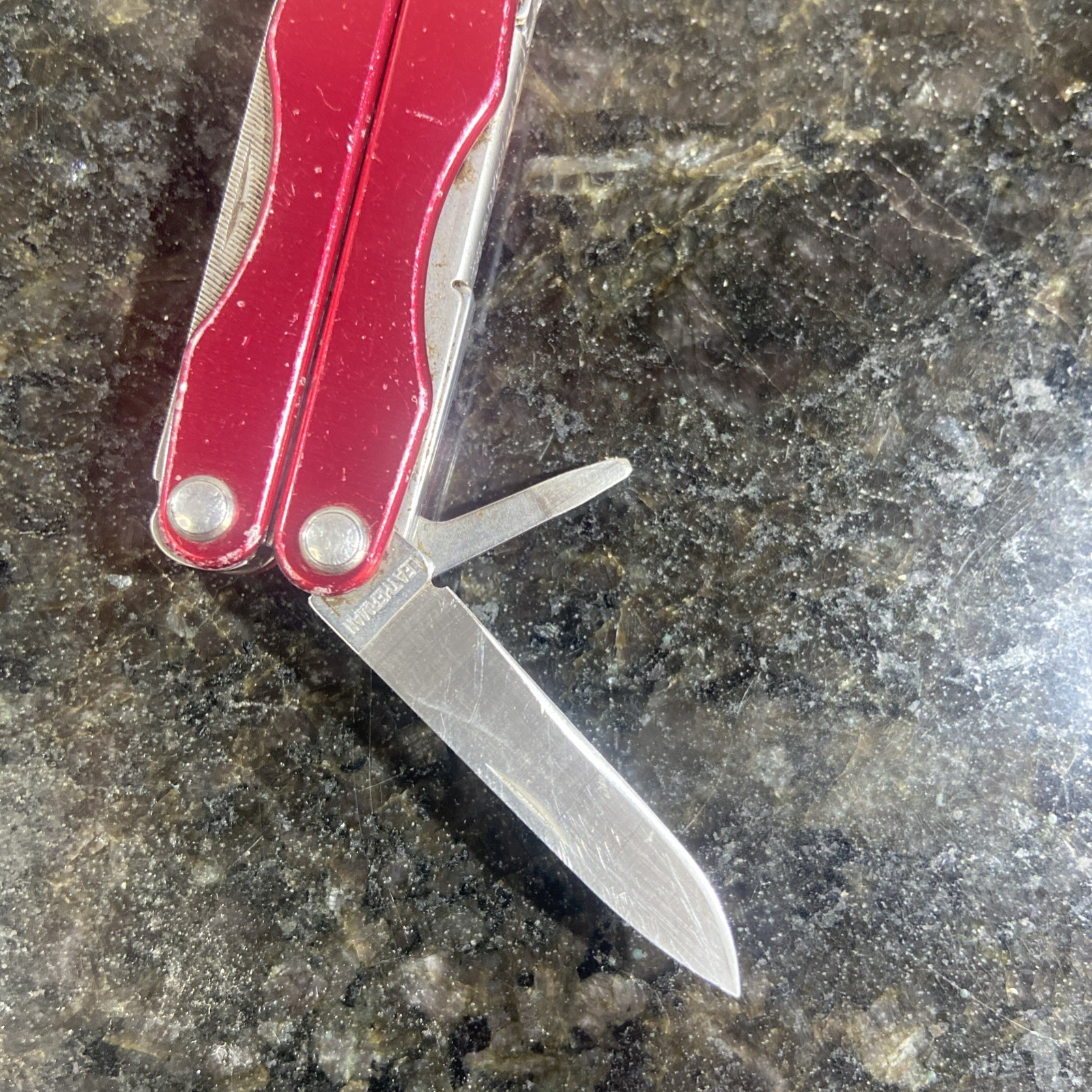 Leatherman Squirt E4 Radio Shack Electrical Multi-tool Rare Retired Pocket Knife