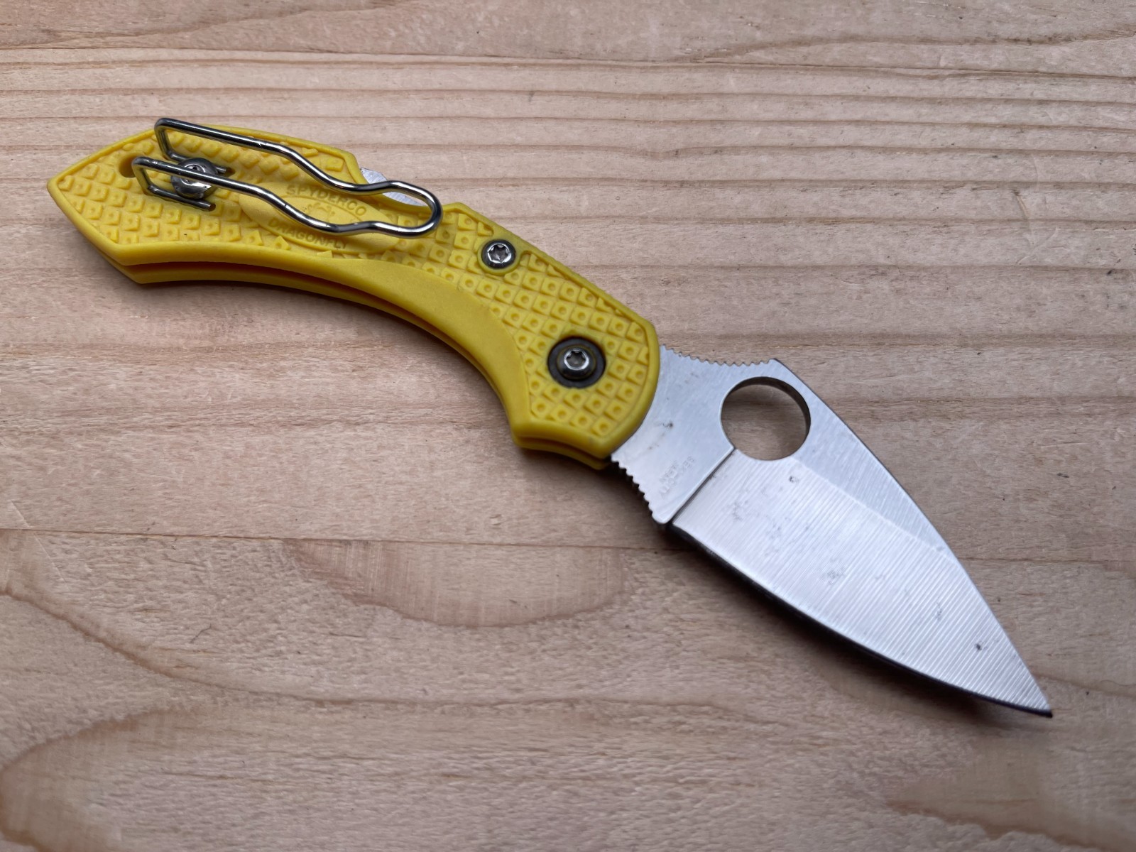 Spyderco Dragonfly Salt H1 Yellow Plain Edge Blade Folding Pocket Knife