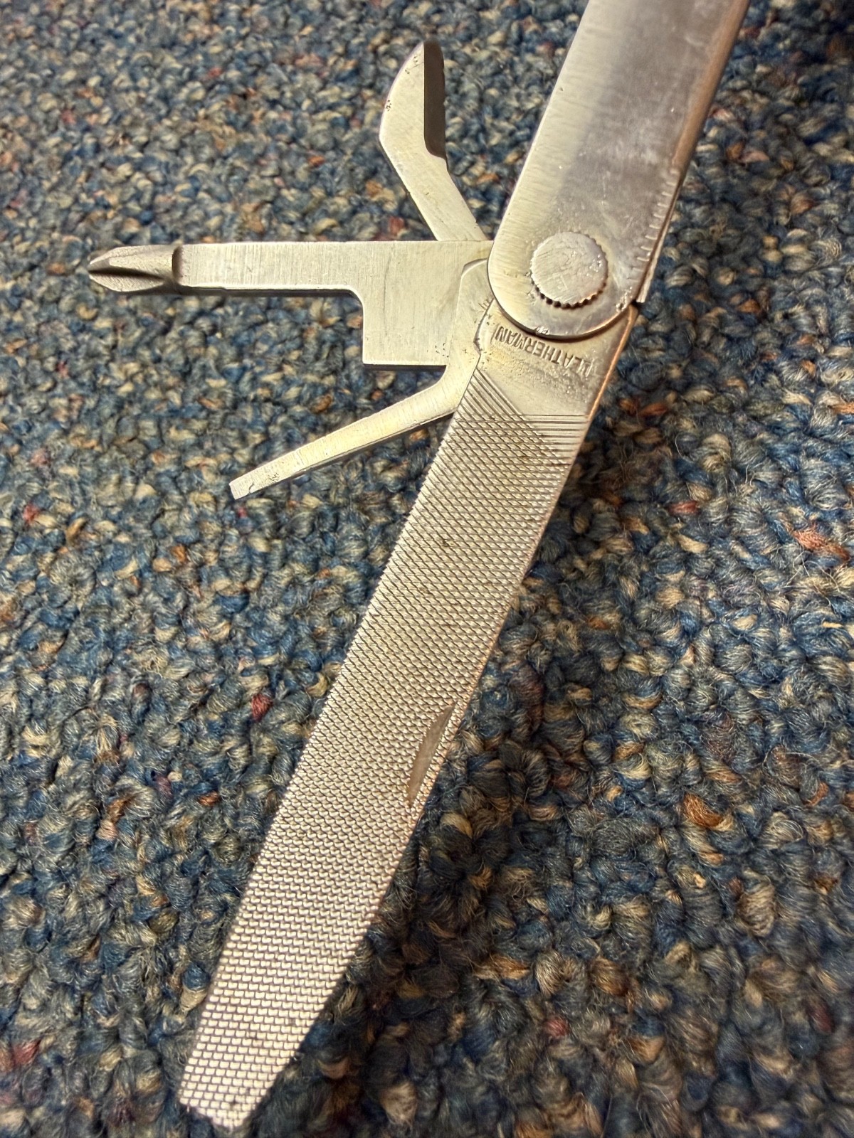 Original Leatherman tool, 8 blades + pliers, USA, as-found, good condition