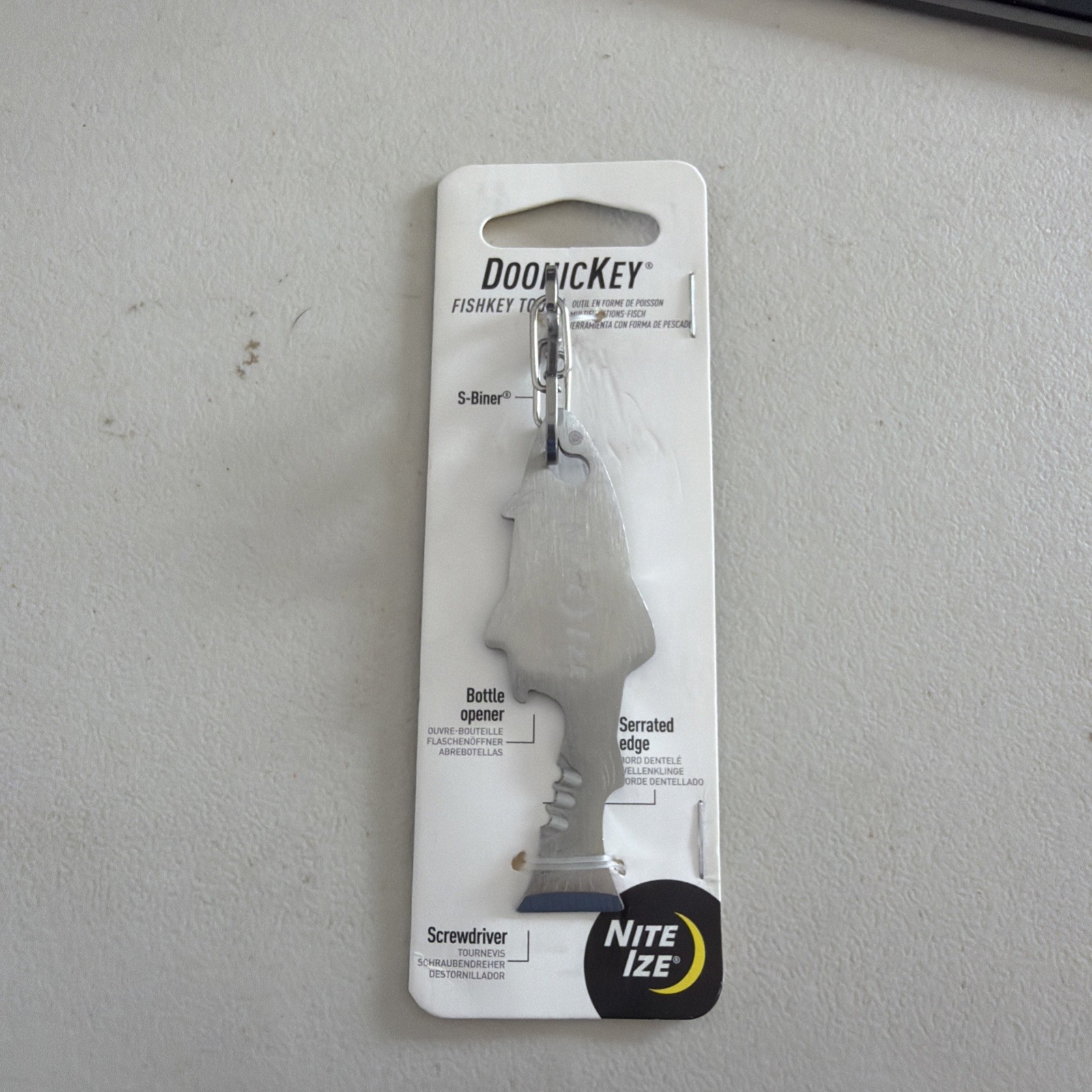 NEW Nite Ize Stainless Steel Multi Tool With Screwdriver and keychain Snap Clip