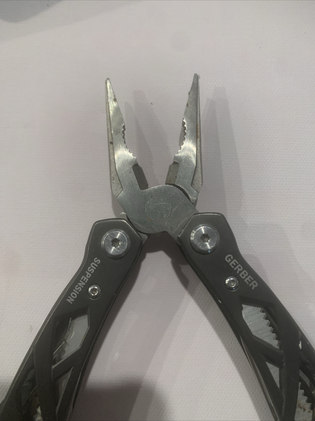 Gerber Suspension Color Black  Multi Tool New clean item With Nylon Sheath Case
