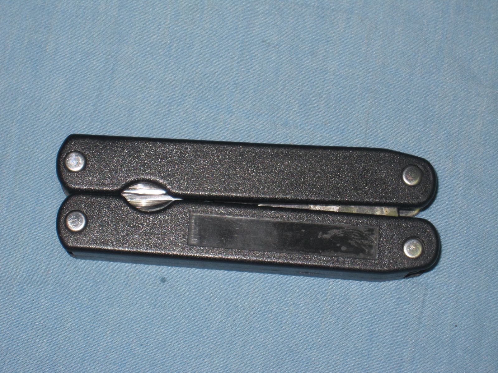 Barlow Stainless Black Folding Multi-Tool