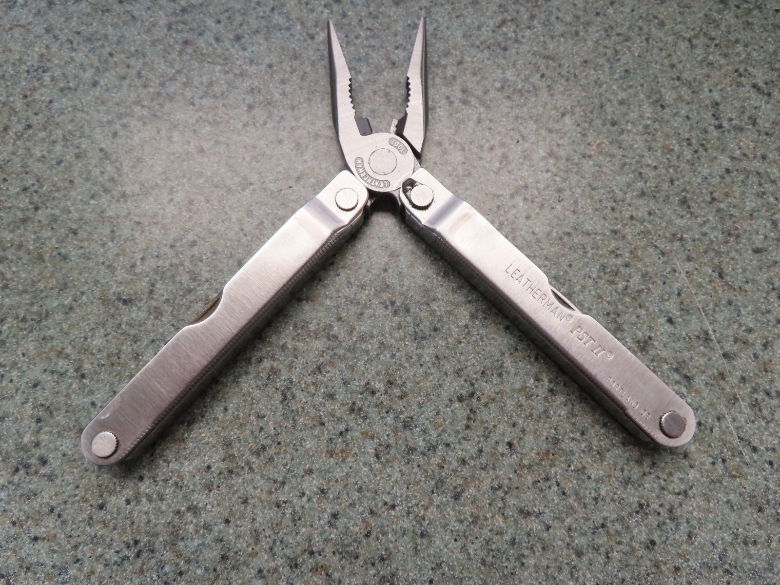 Leatherman PST II Multi Tool (READ DESCRIPTION)