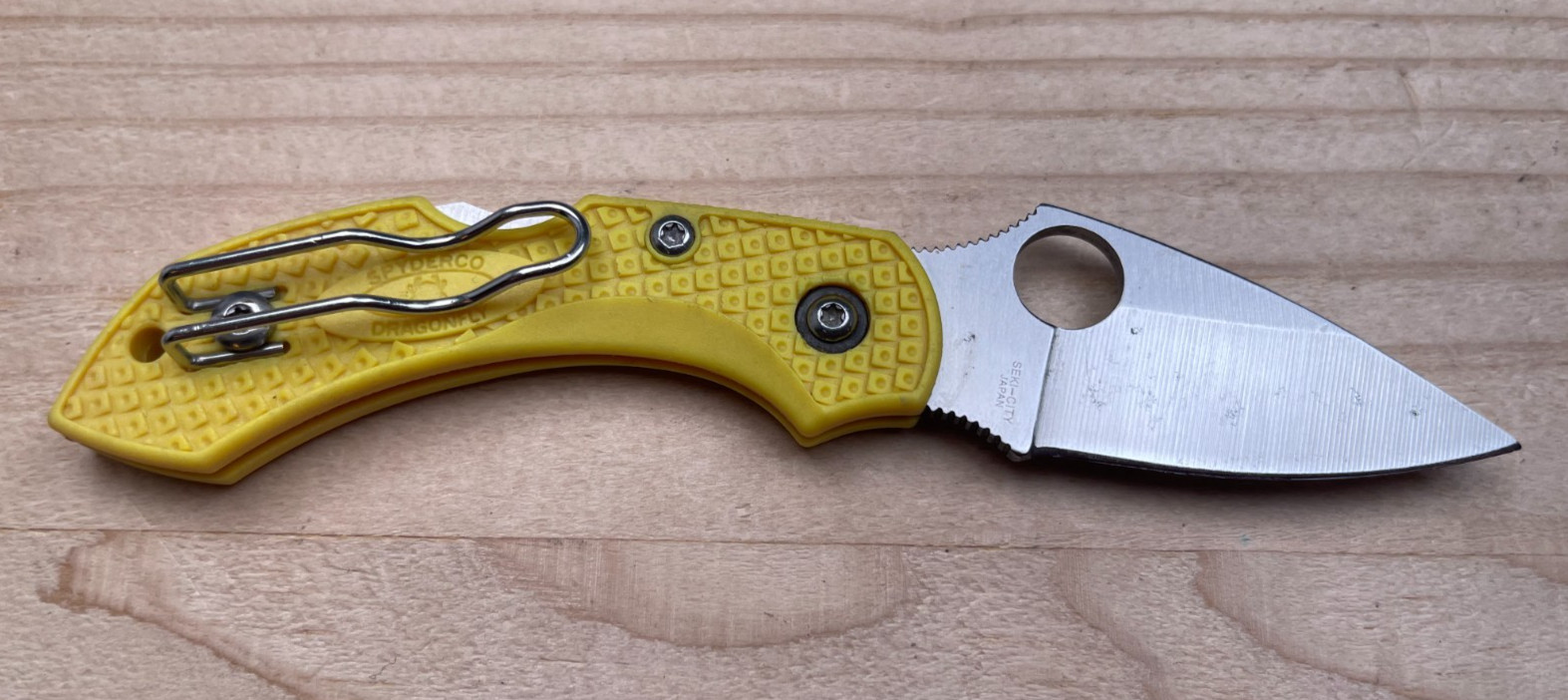 Spyderco Dragonfly Salt H1 Yellow Plain Edge Blade Folding Pocket Knife