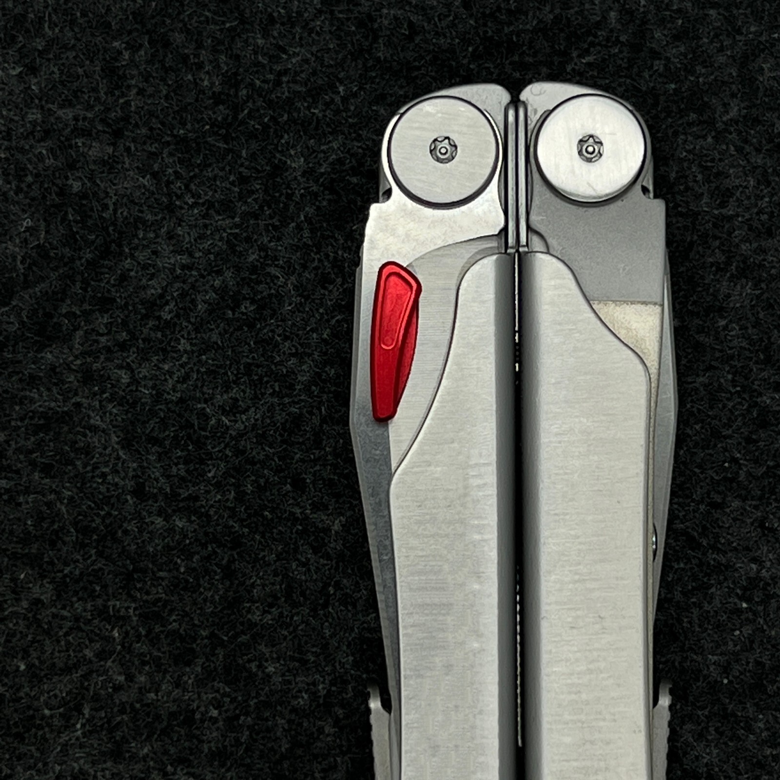 Aluminum Alloy Thumb Grip Easy open push button For Leatherman Wave Accessories
