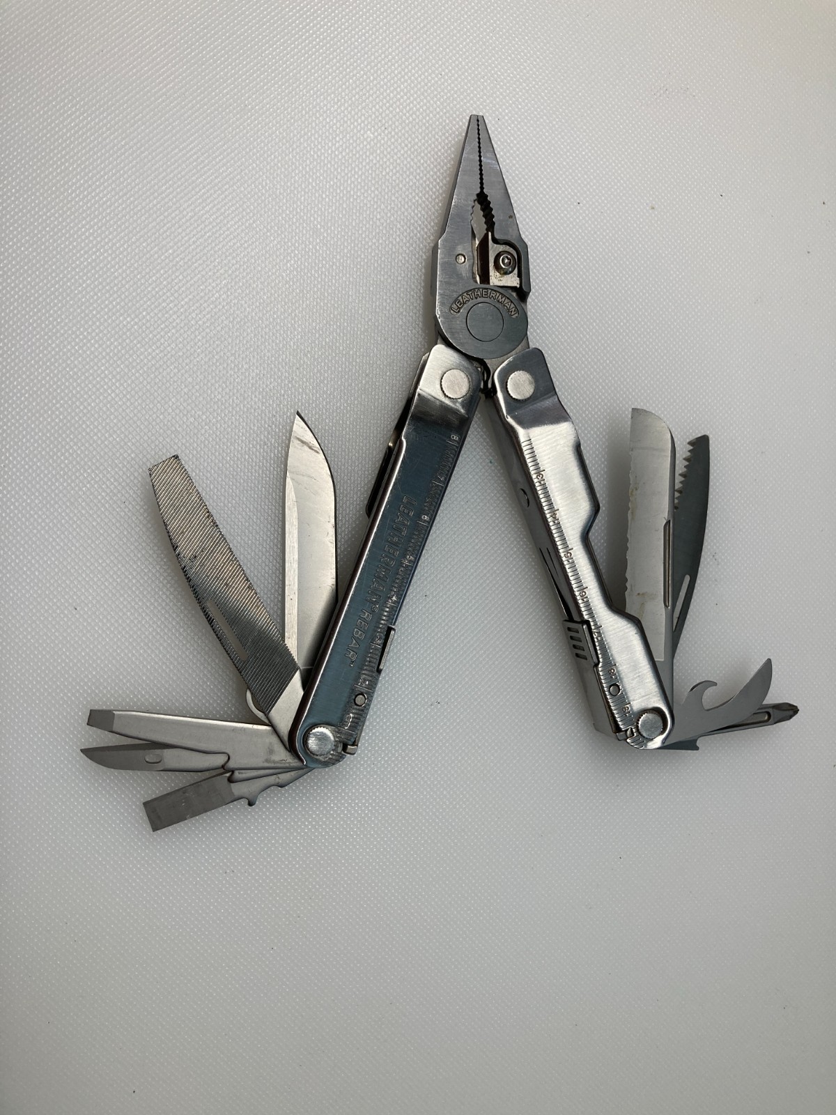 Leatherman REBAR Multi-Tool (A)