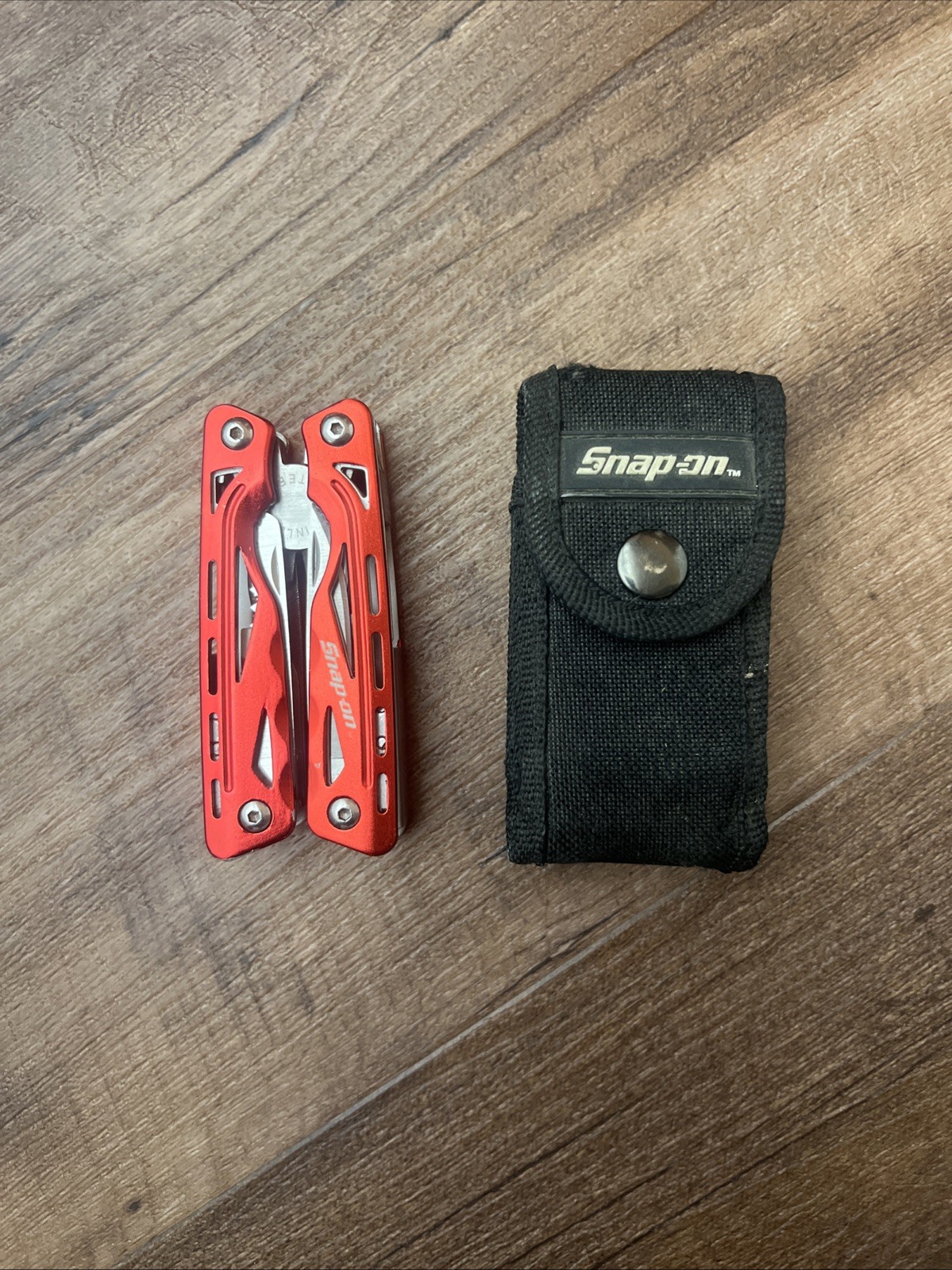 🌟Snap-on Red Stainless Steel 4″ Multi-Tool Pliers, Knife, File, & Sheath, NICE!