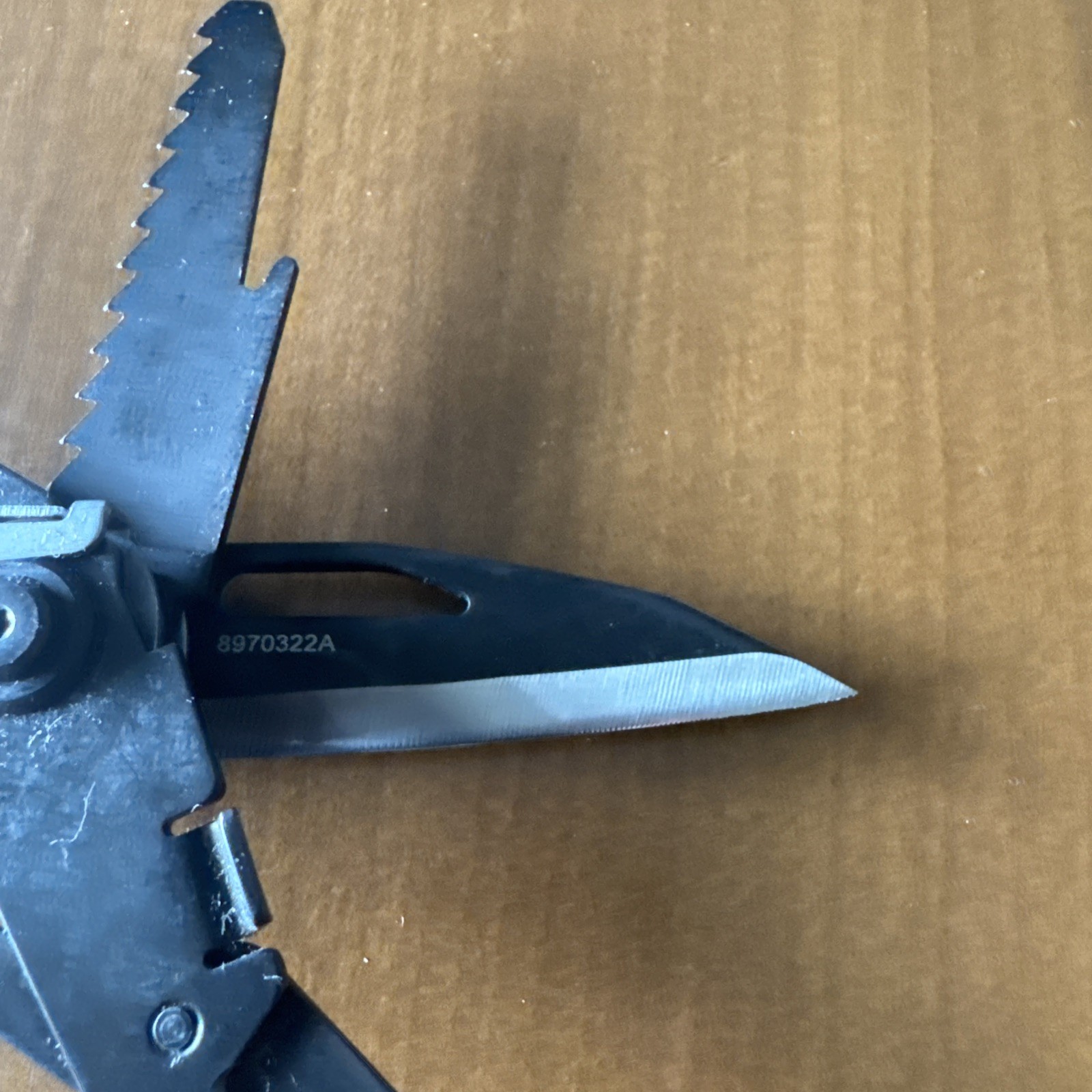 Gerber StakeOut Graphite Multi-Tool 10 Function 9 Tools Knife Carabiner (587)